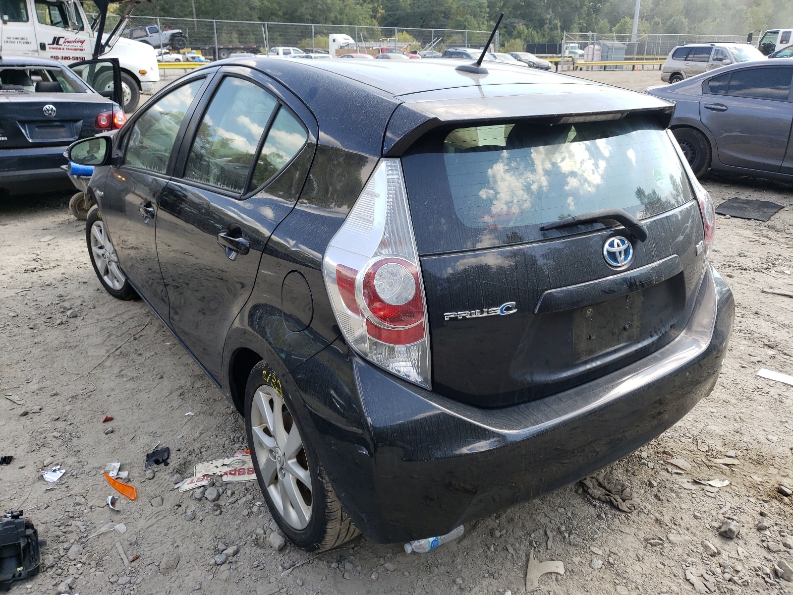 Photo 3 from auction – 2012 TOYOTA PRIUS C with VIN JTDKDTB36C1501608