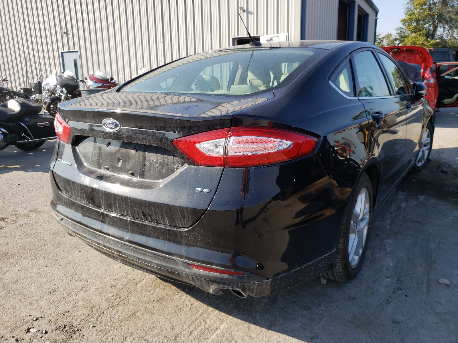 Photo 4 from auction – 2014 FORD FUSION SE with VIN 3FA6P0H71ER268365