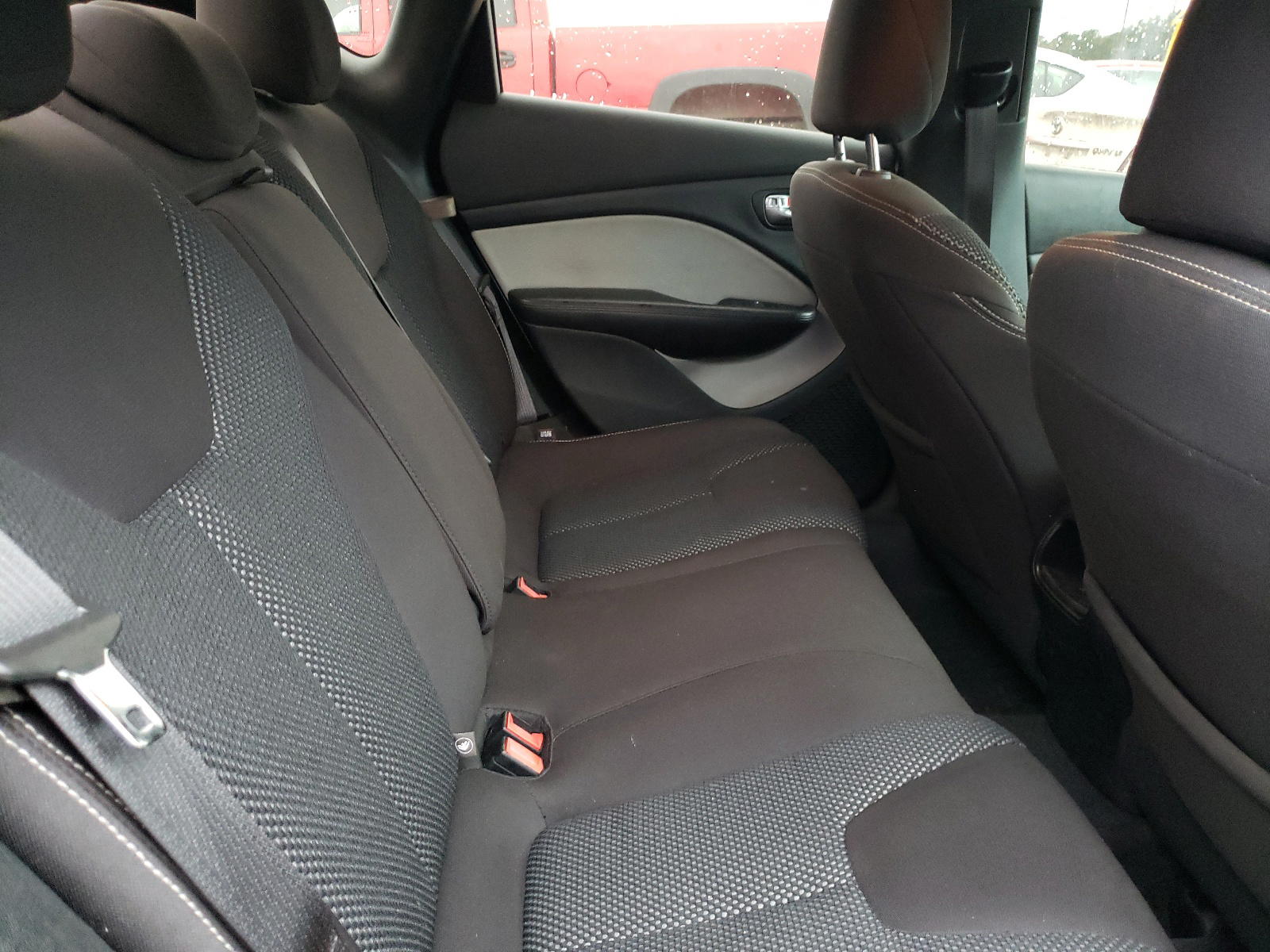 Photo 6 from auction – 2015 DODGE DART SXT with VIN 1C3CDFBB2FD378166