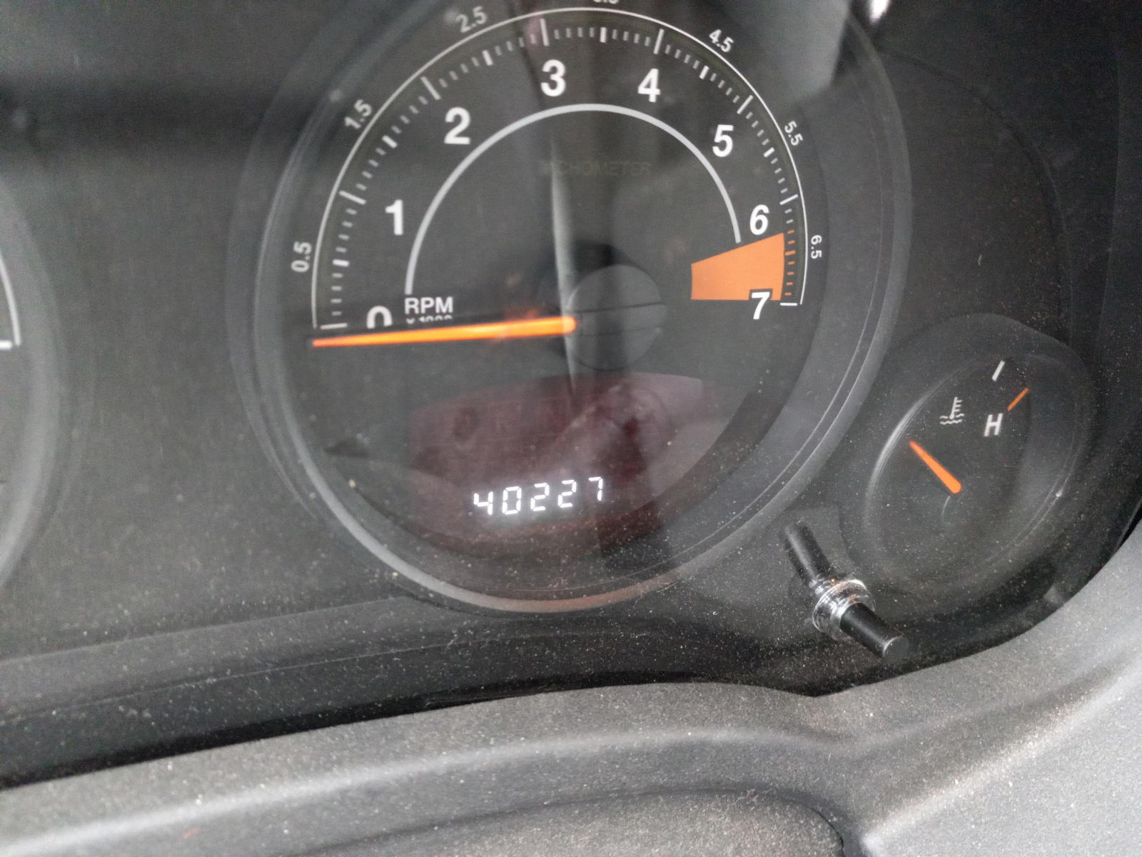 Photo 8 from auction – 2016 JEEP COMPASS SP with VIN 1C4NJDBB1GD598384