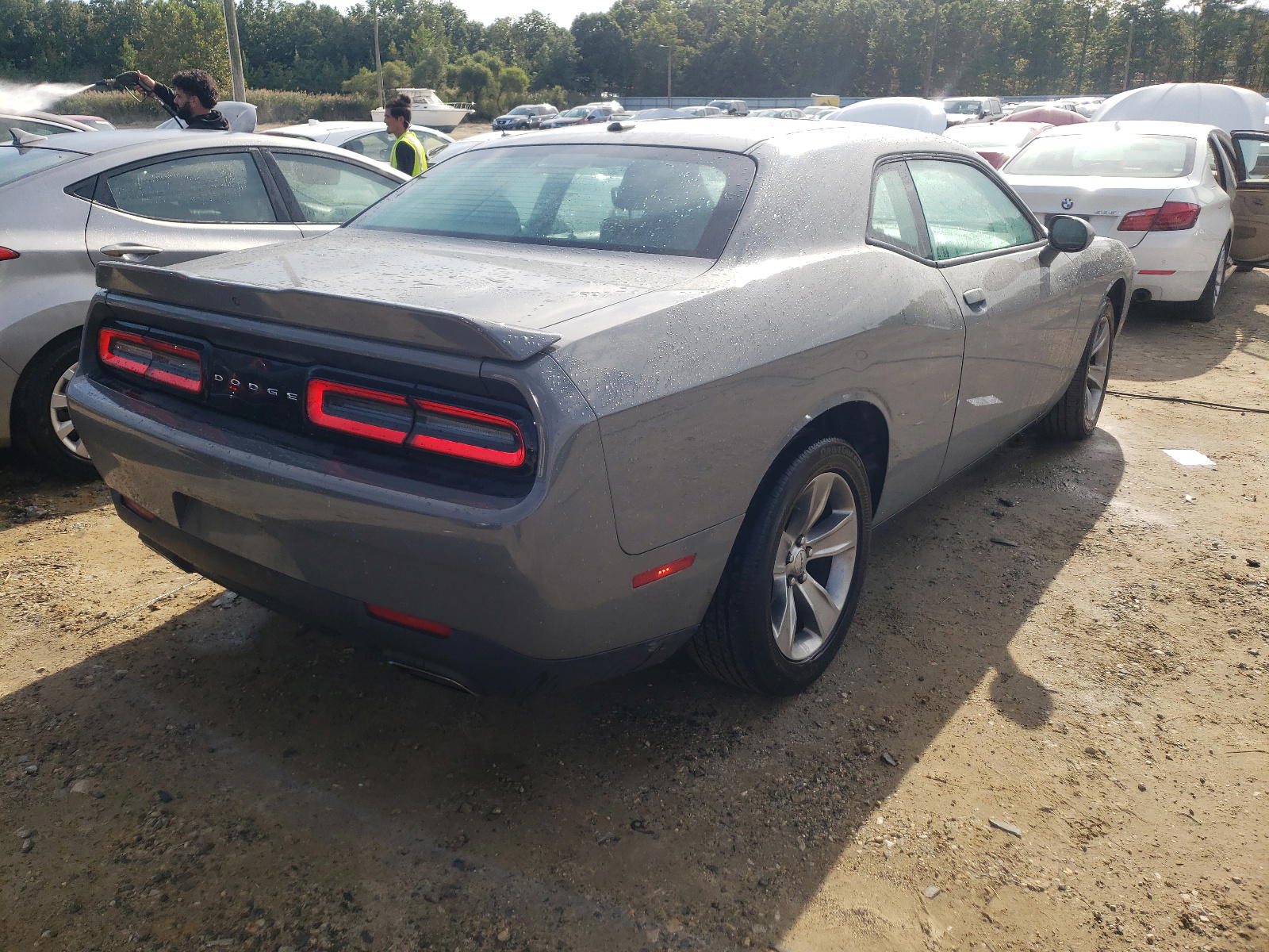 Photo 4 from auction – 2019 DODGE CHALLENGER with VIN 2C3CDZAG4KH606499