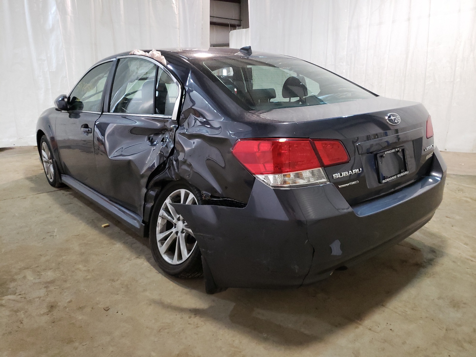 Photo 3 from auction – 2013 SUBARU LEGACY 2.5 with VIN 4S3BMBL6XD3026439