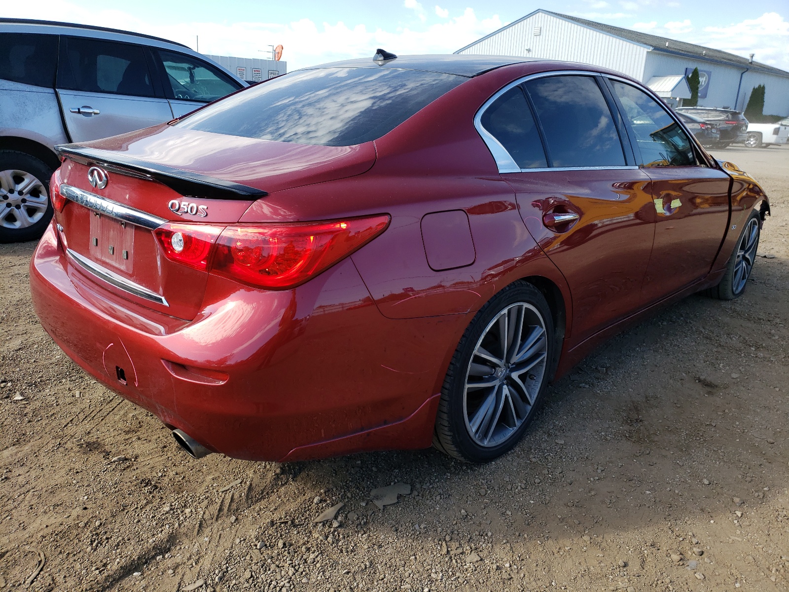 Photo 4 from auction – 2015 INFINITI Q50 BASE with VIN JN1BV7AR5FM403511