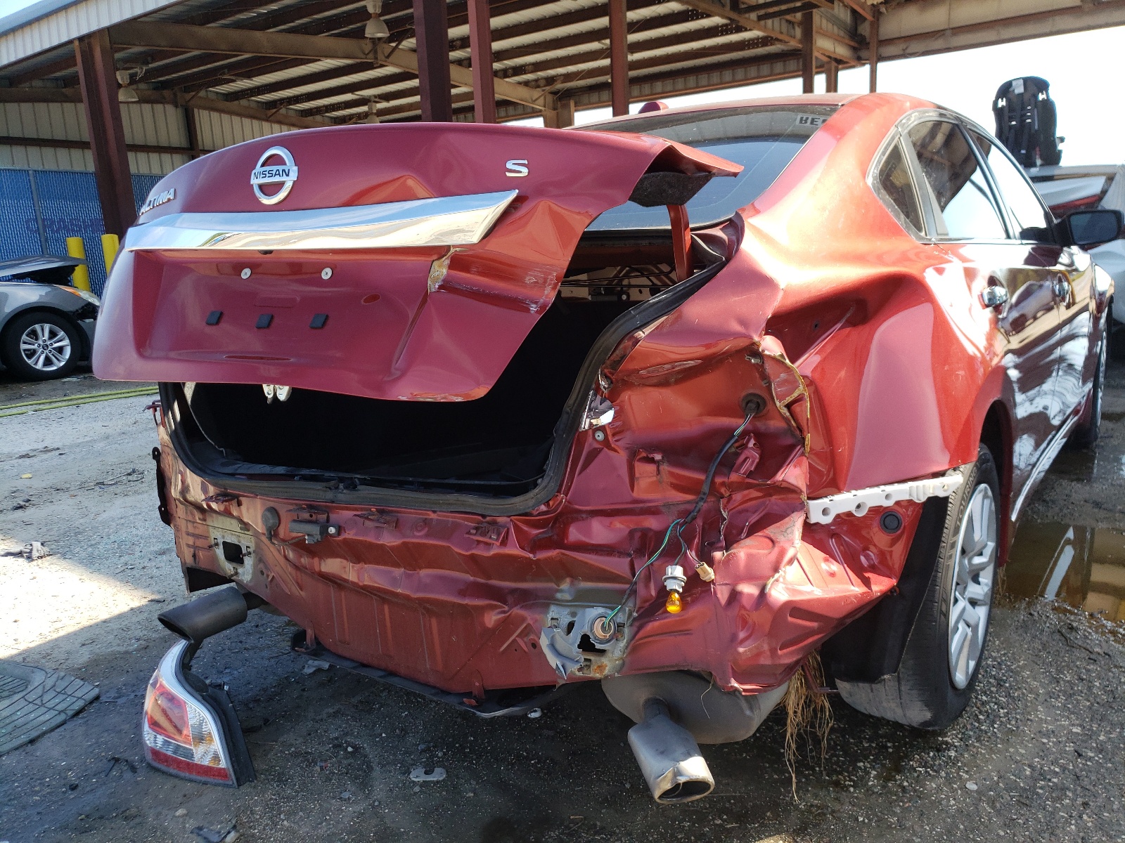 Photo 9 from auction – 2015 NISSAN ALTIMA 2.5 with VIN 1N4AL3AP4FC264747