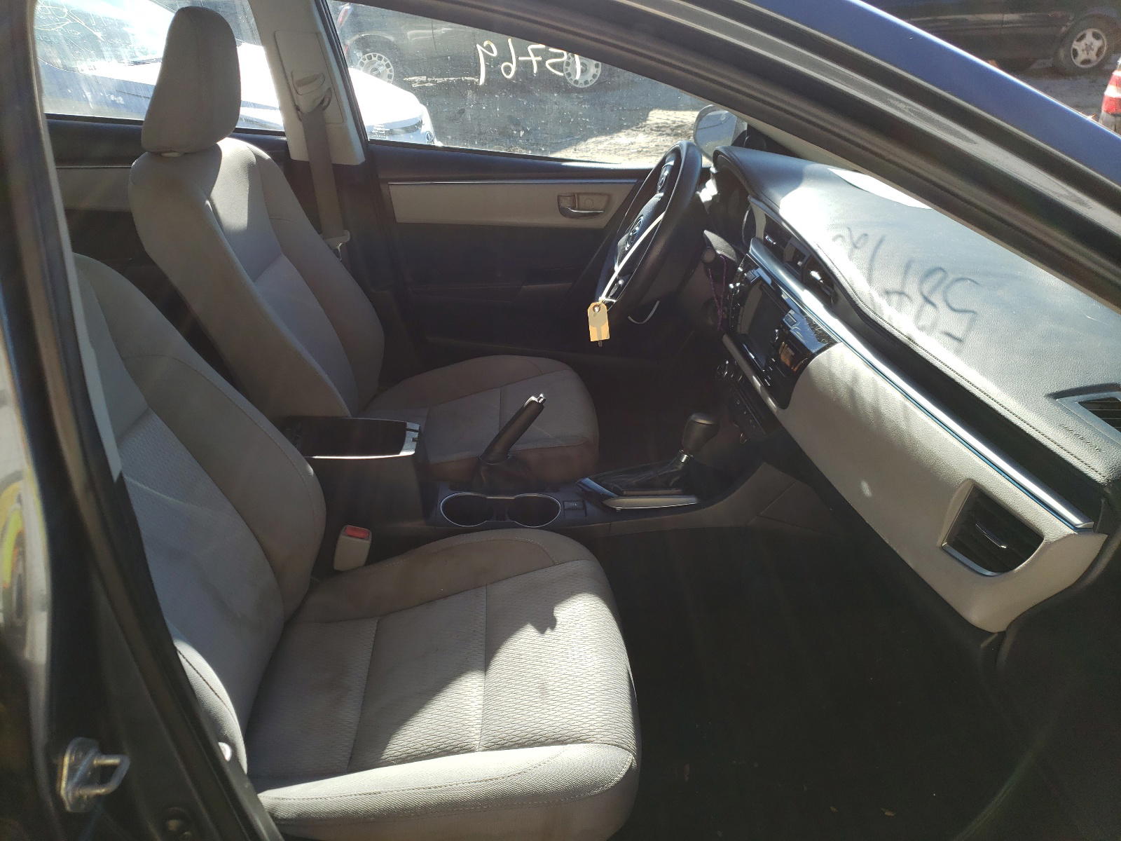 Photo 5 from auction – 2014 TOYOTA COROLLA L with VIN 2T1BURHE4EC020766