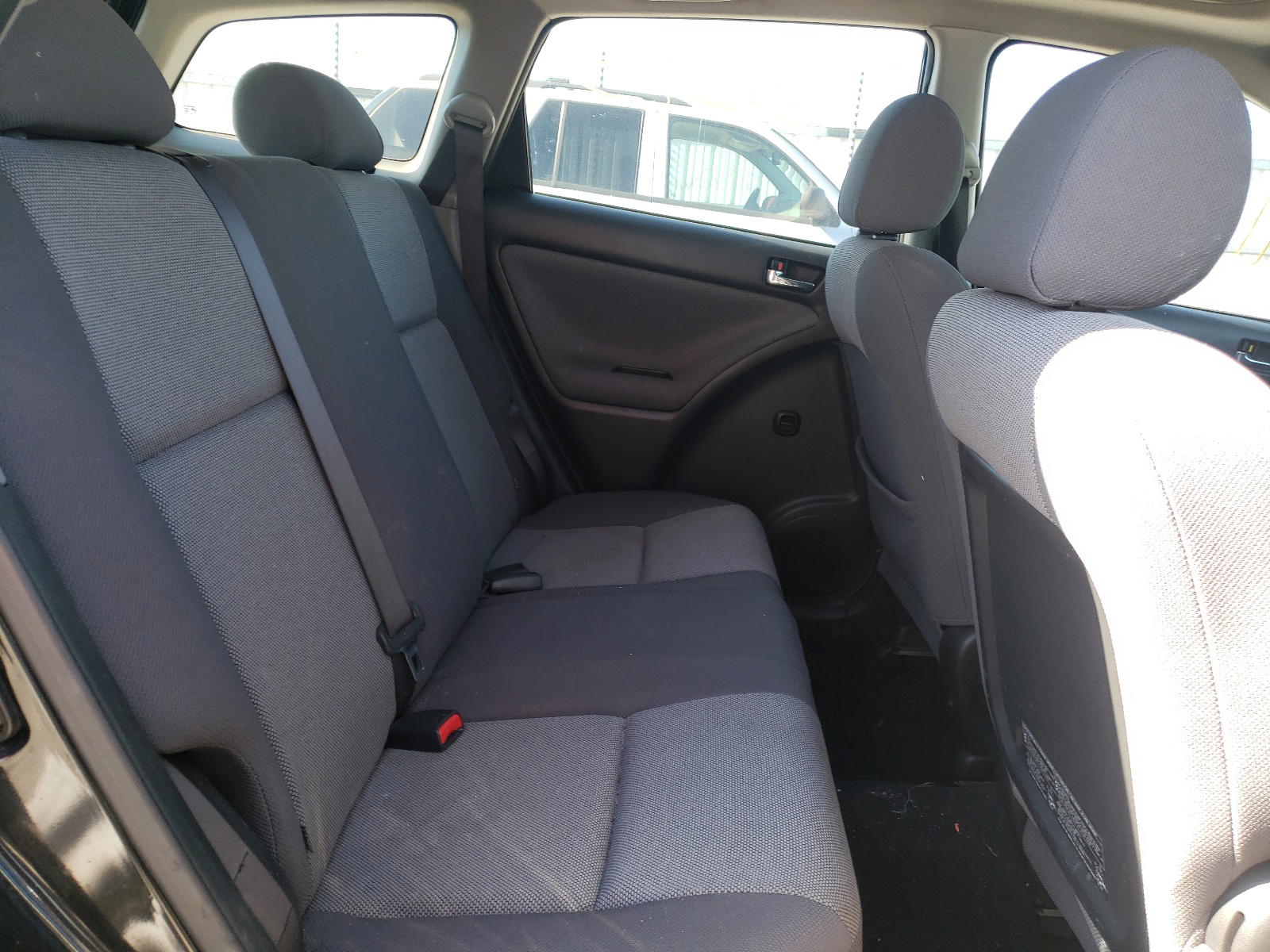 Photo 6 from auction – 2003 TOYOTA COROLLA MA with VIN 2T1KR32EX3C068681