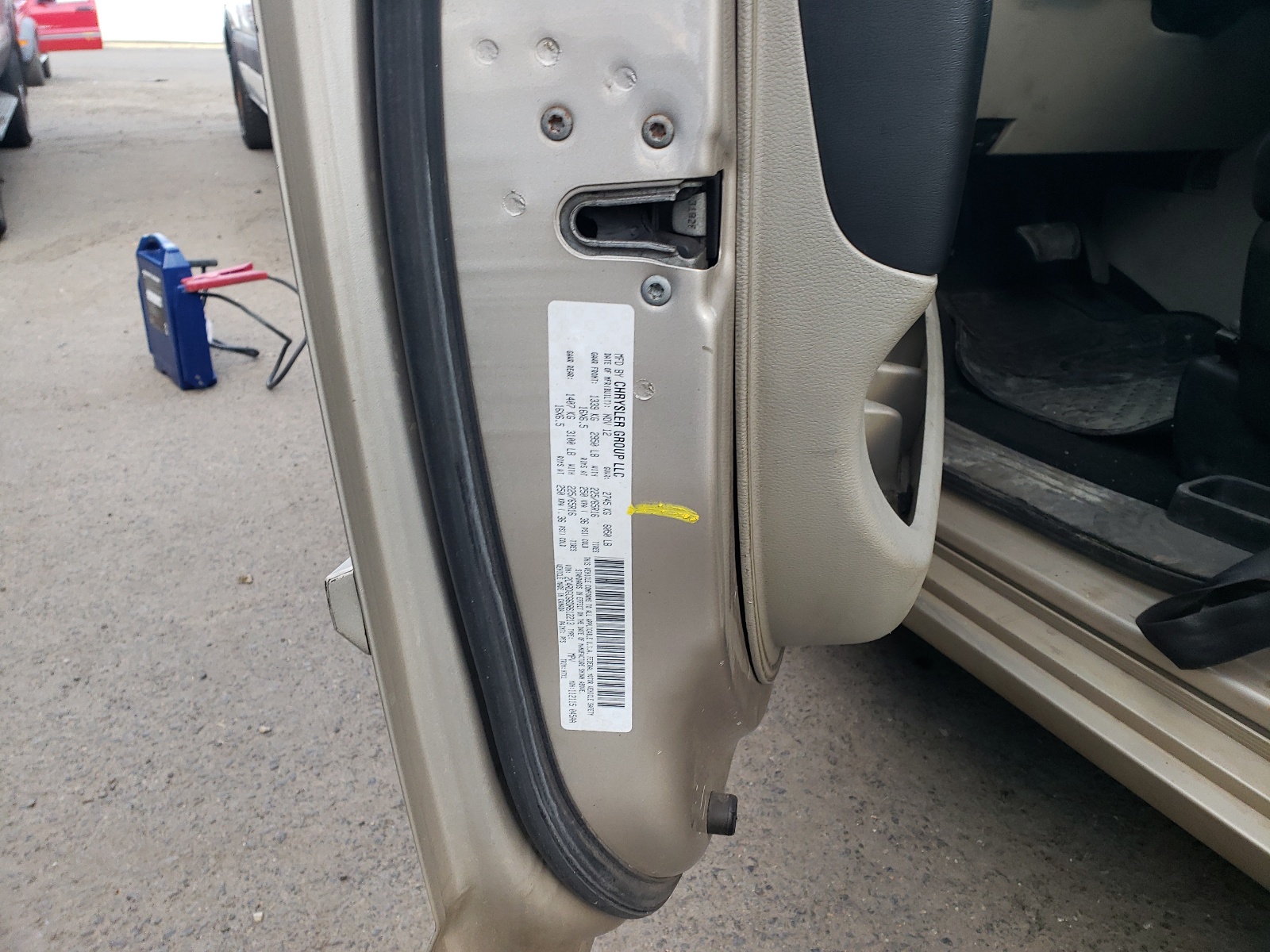 Photo 9 from auction – 2012 DODGE GRAND CARA with VIN 2C4RDGCG6DR612213