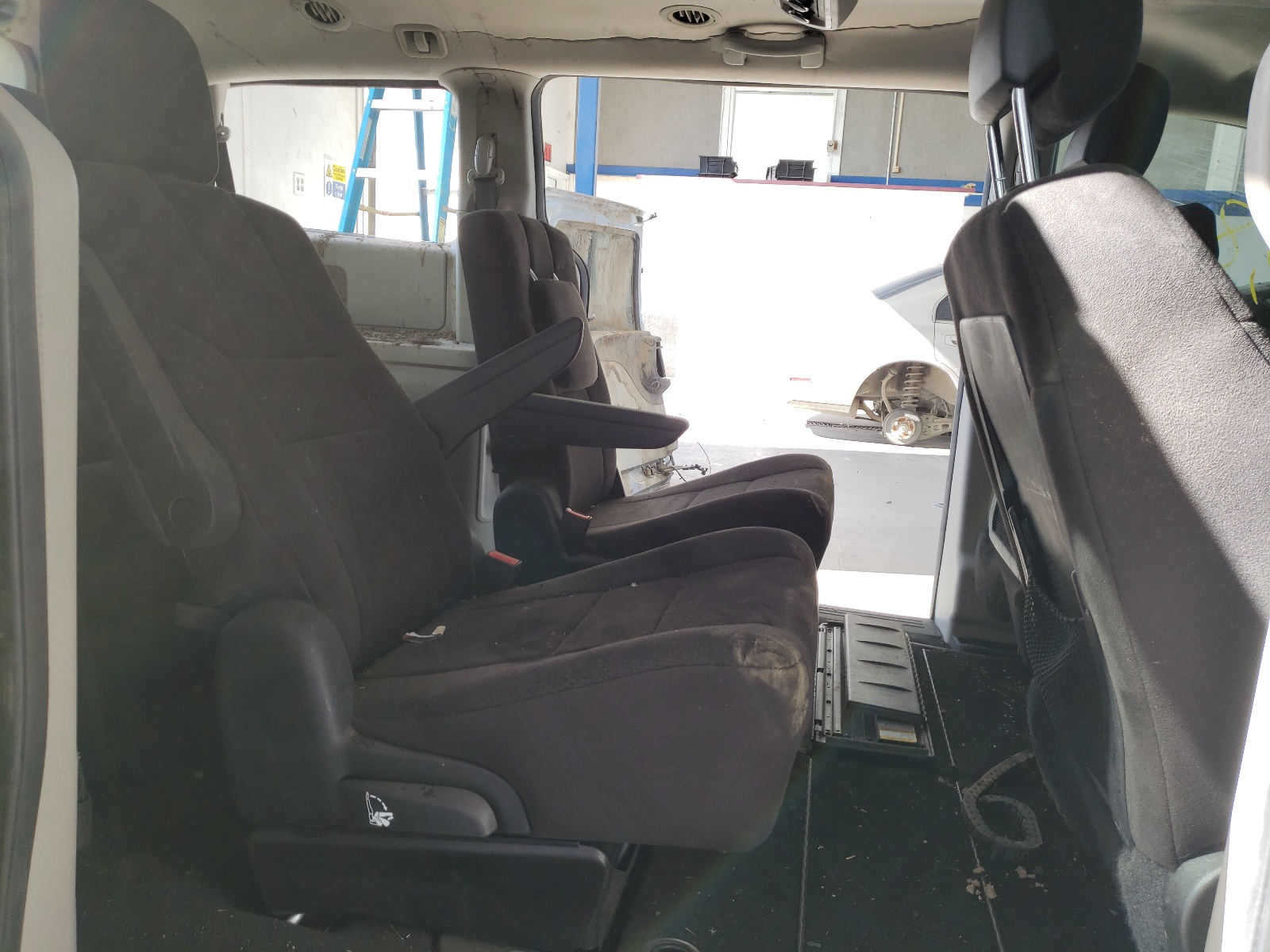Zdjęcie 6 z aukcji – 2012 DODGE GRAND CARA z VIN 2C4RDGBG2CR131276