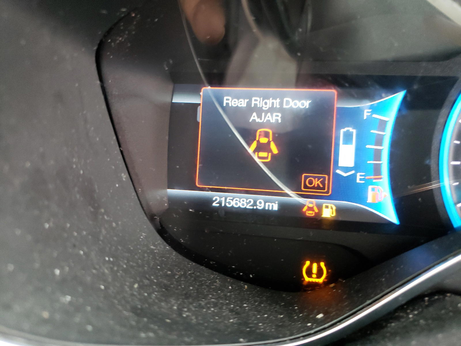 Photo 8 from auction – 2014 FORD C-MAX SE with VIN 1FADP5AU1EL515449