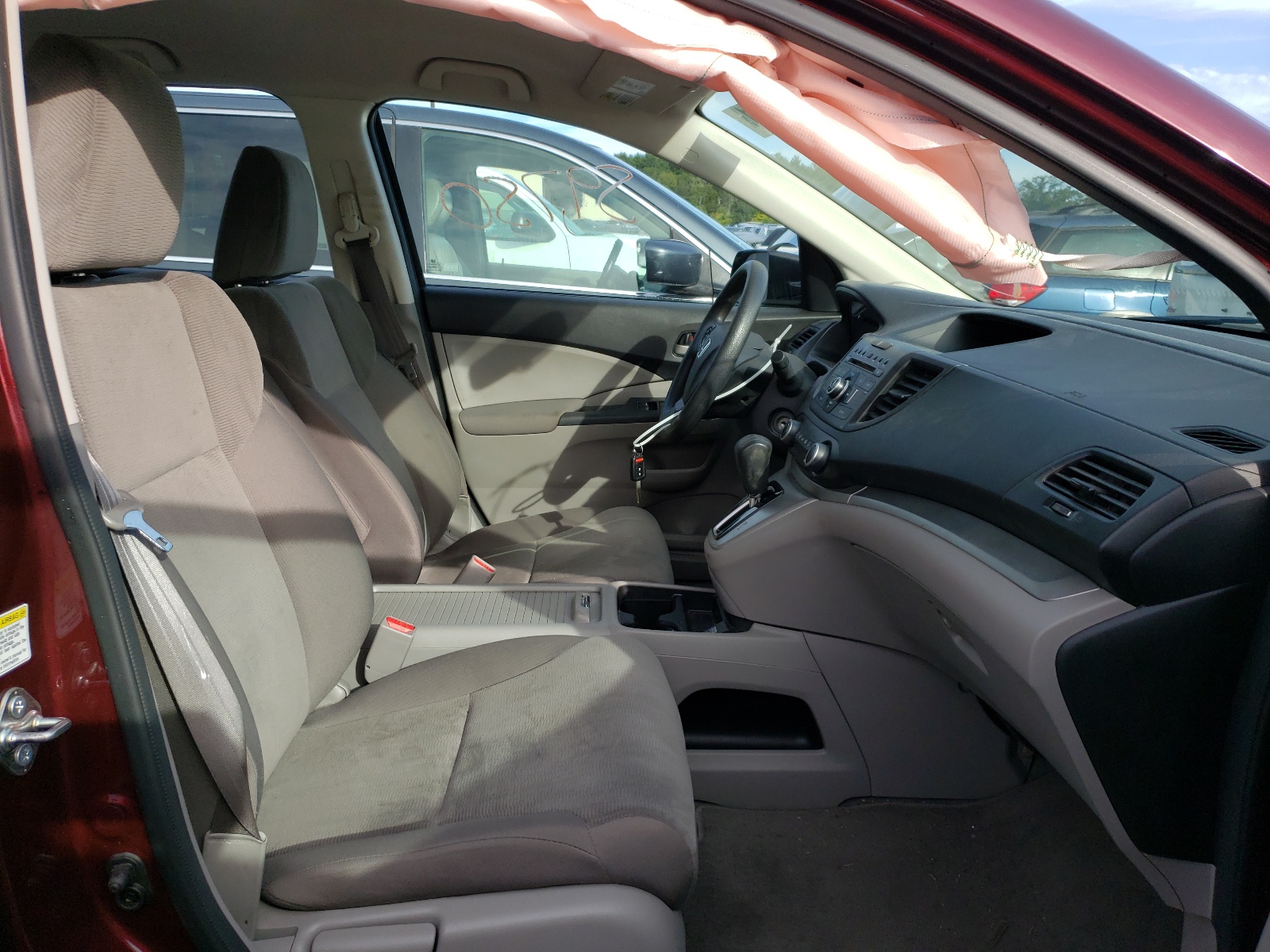 Photo 5 from auction – 2014 HONDA CR-V LX with VIN 5J6RM4H32EL095436