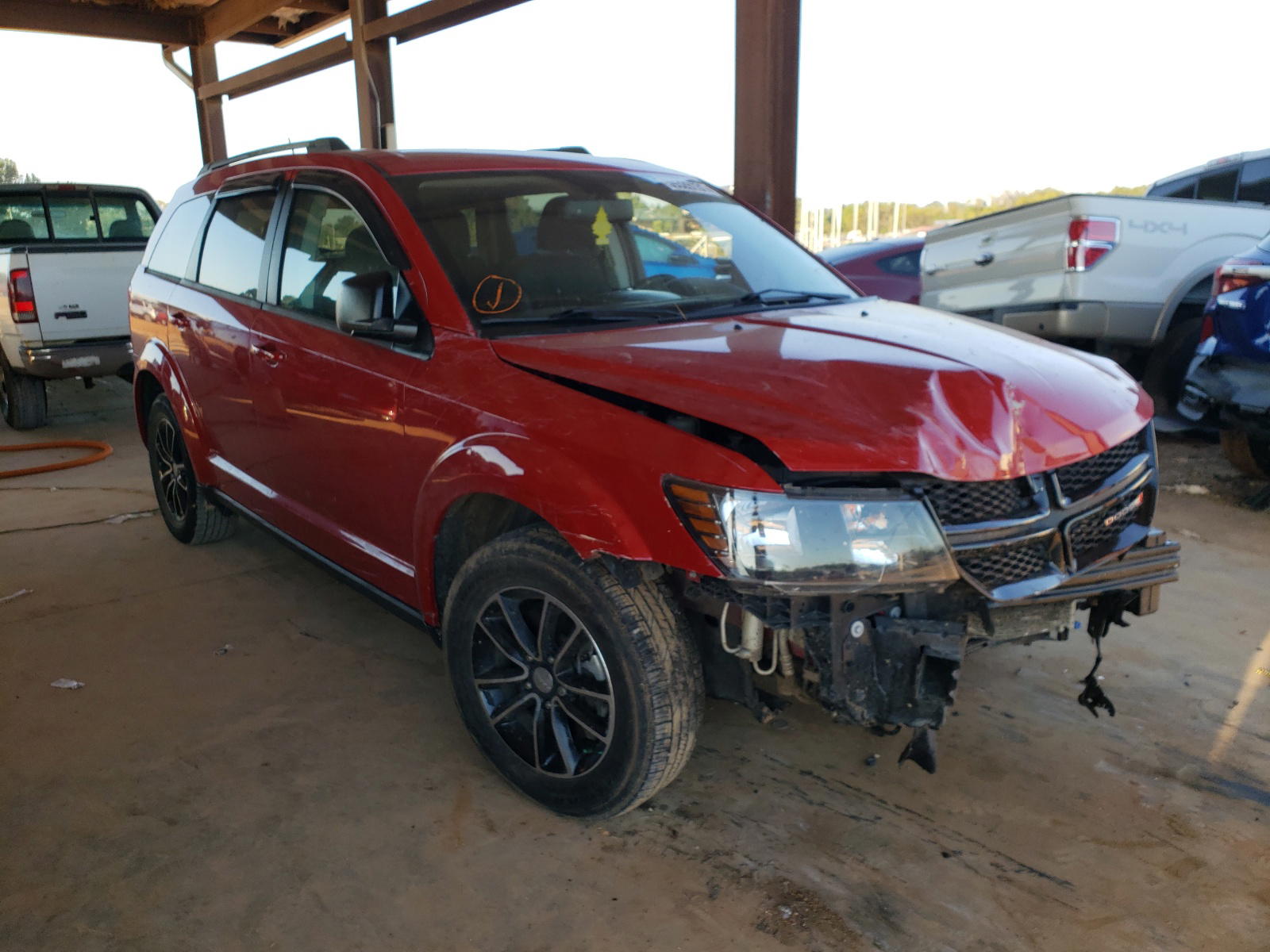 DODGE JOURNEY SE 2017 with VIN 3C4PDCAB9HT601619 - Photo from auction