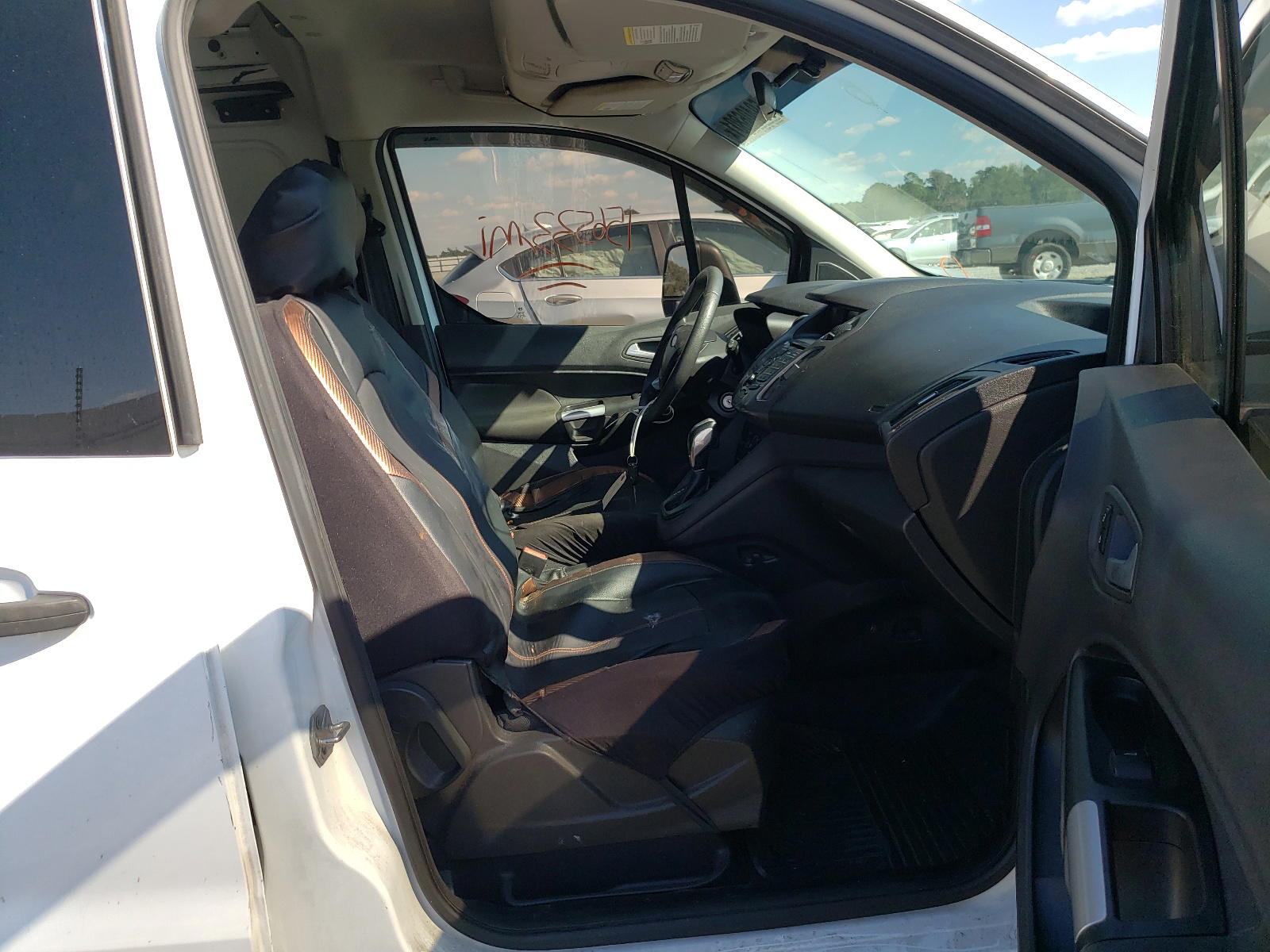 Photo 5 from auction – 2015 FORD TRANSIT CO with VIN NM0LS7F74F1221492