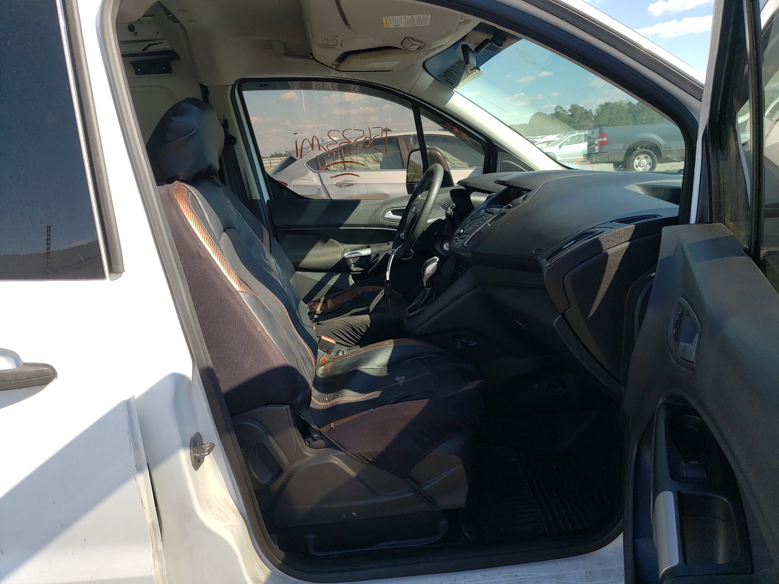 Zdjęcie 5 z aukcji – 2015 FORD TRANSIT CO z VIN NM0LS7F74F1221492