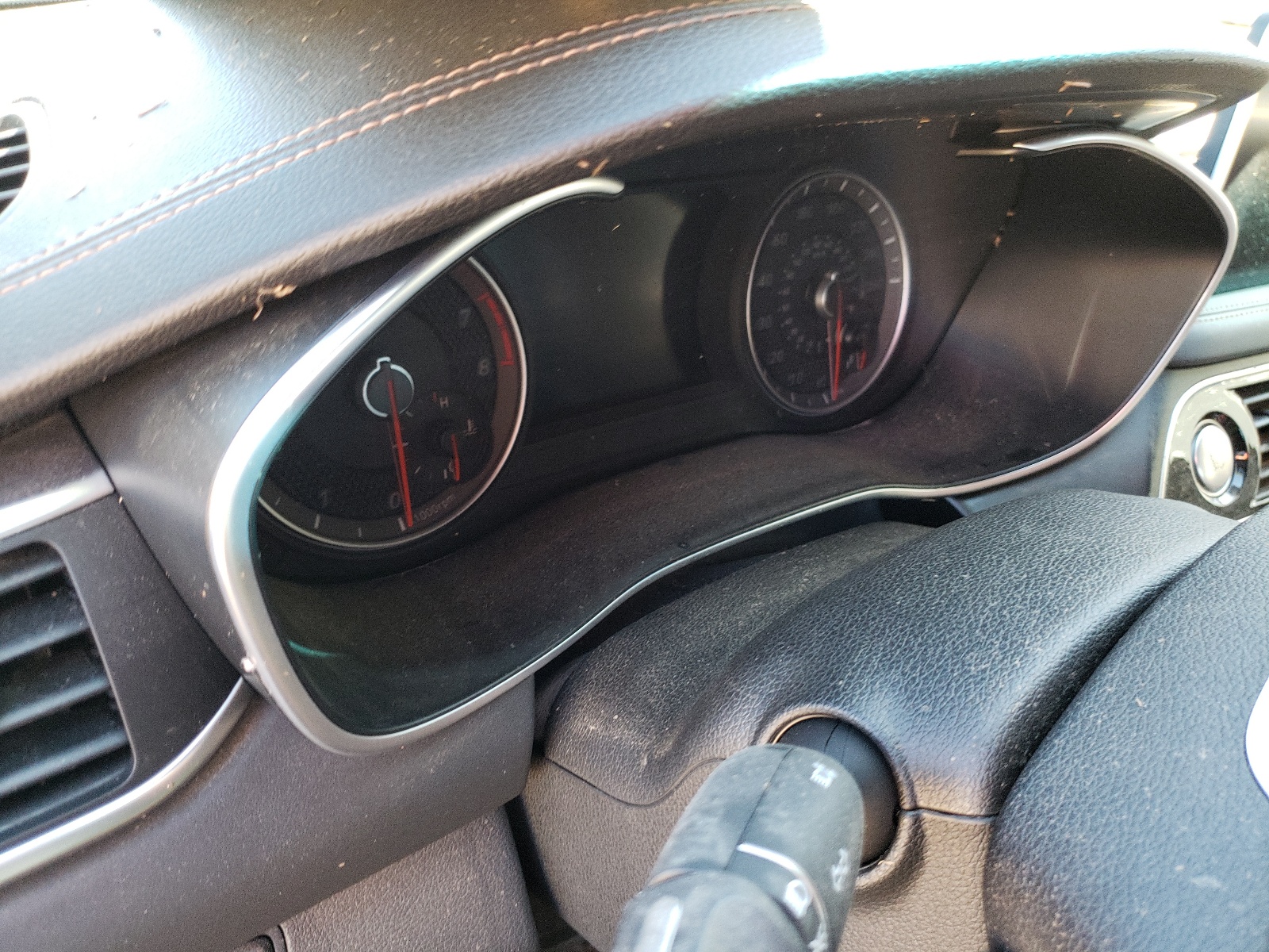 Photo 8 from auction – 2020 GENESIS G70 ELITE with VIN KMTG34LA8LU046529