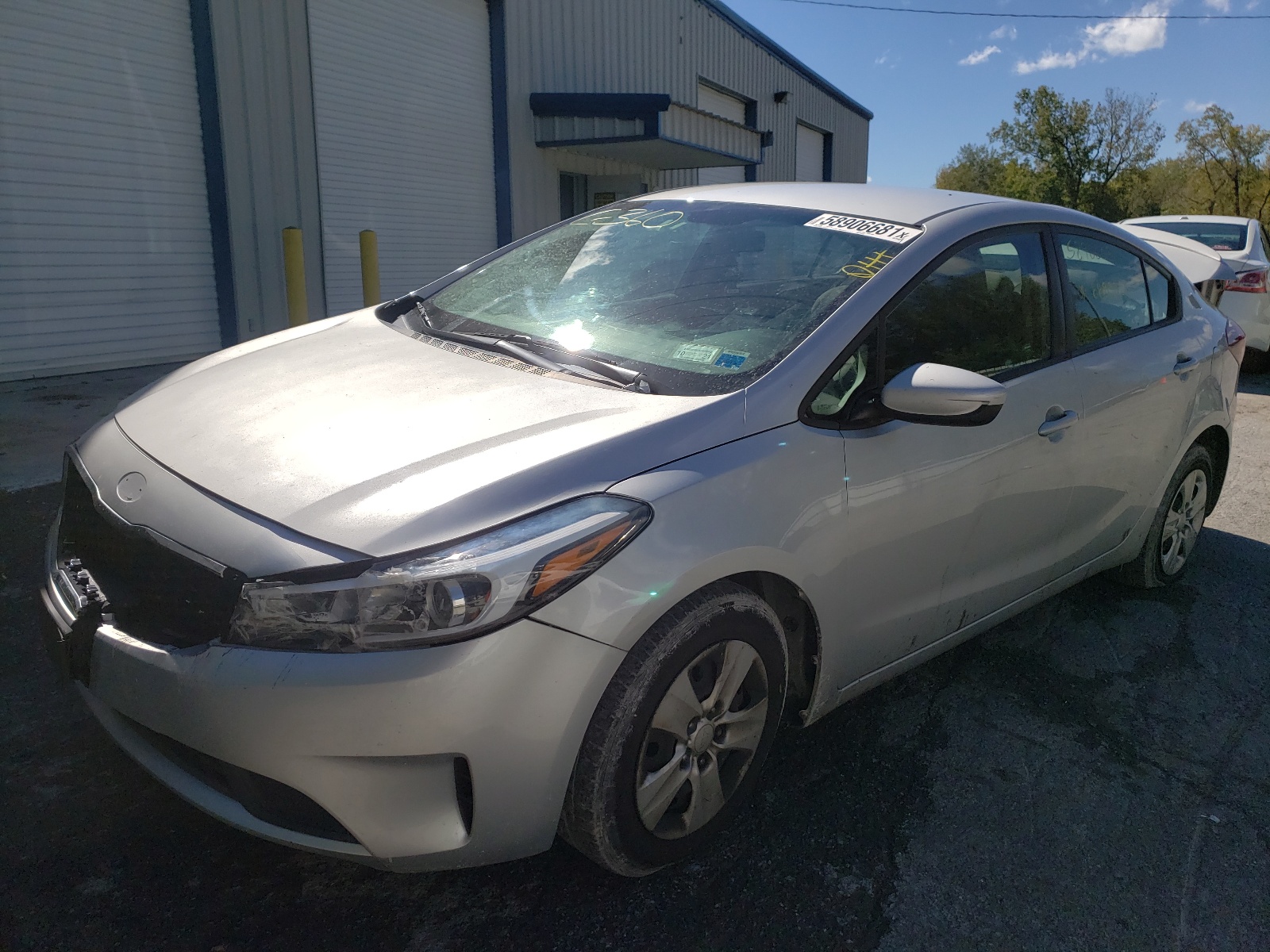 Photo 2 from auction – 2018 KIA FORTE LX with VIN 3KPFK4A78JE220244