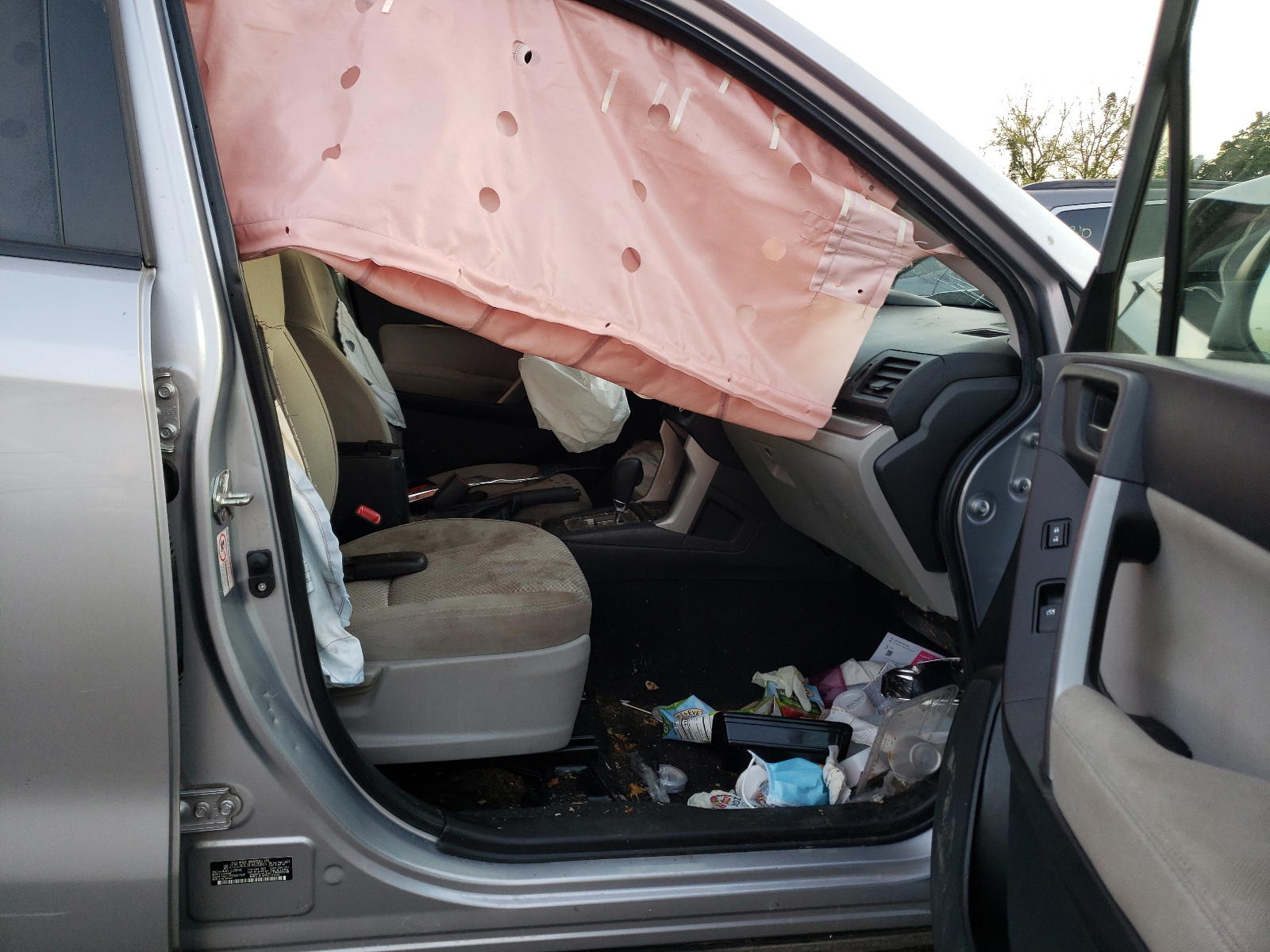 Photo 5 from auction – 2015 SUBARU FORESTER 2 with VIN JF2SJADC1FH420863