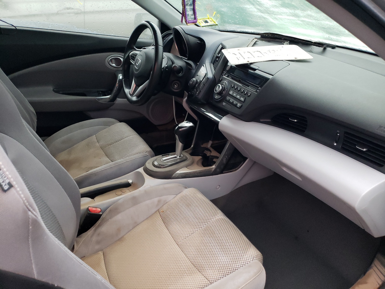 Photo 5 from auction – 2011 HONDA CR-Z EX with VIN JHMZF1D69BS008551