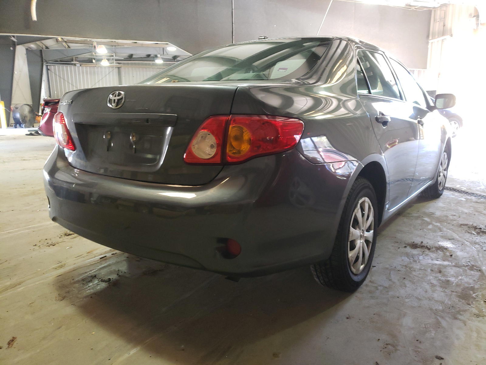 Photo 4 from auction – 2010 TOYOTA COROLLA with VIN 2T1BU4EE3AC366194