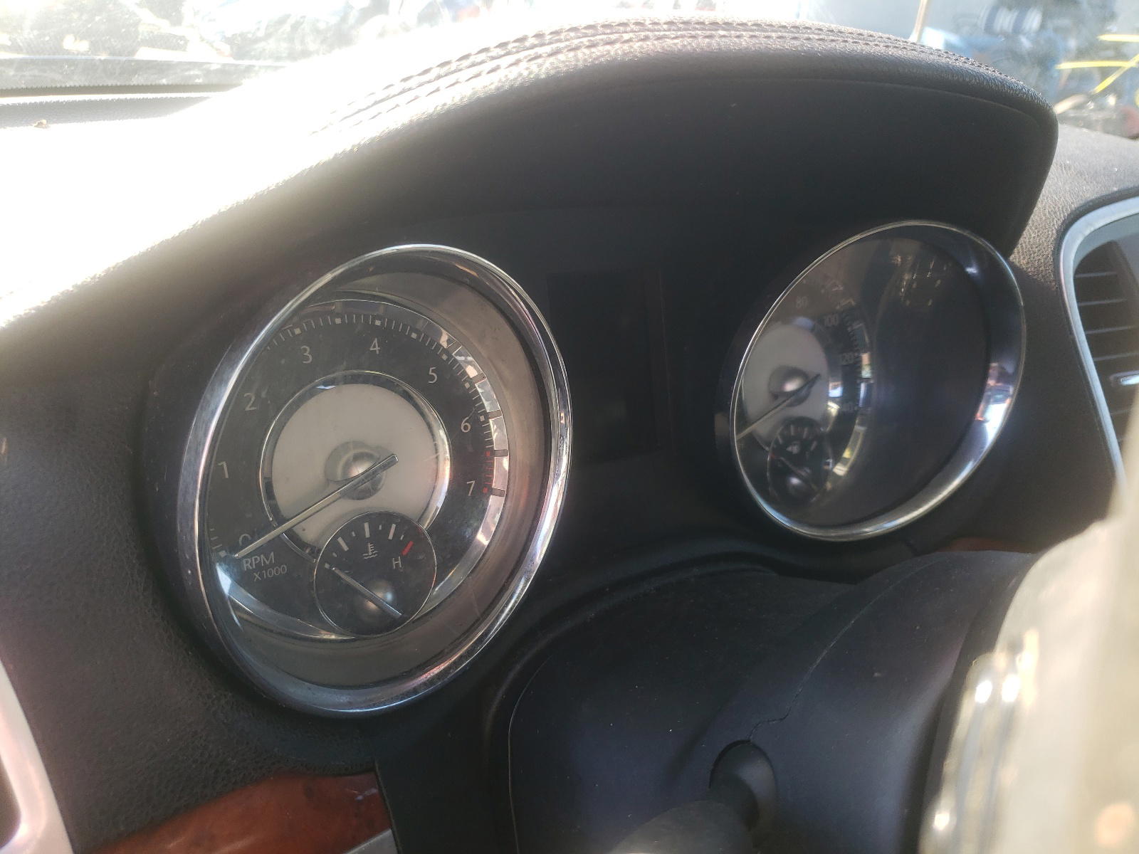 Photo 8 from auction – 2012 CHRYSLER 300 with VIN 2C3CCAAG0CH107169