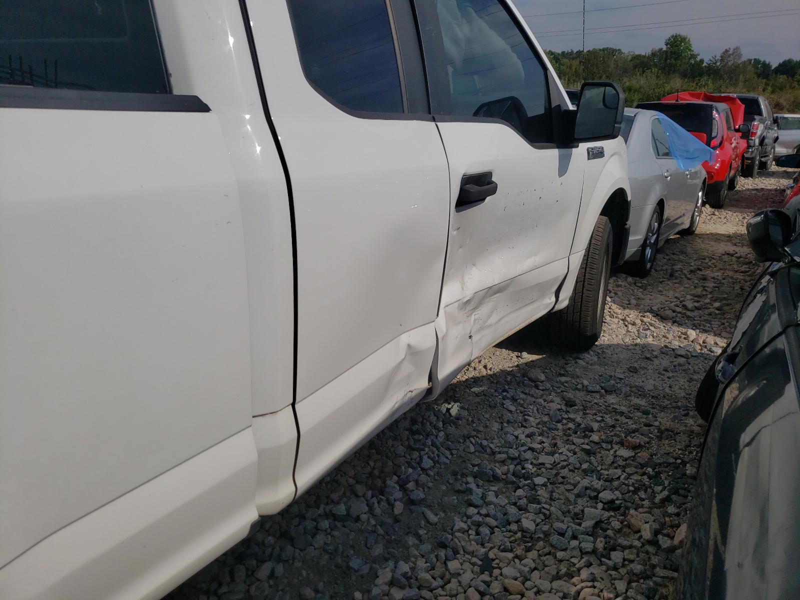 Photo 9 from auction – 2016 FORD F150 SUPER with VIN 1FTEX1C80GFC16348