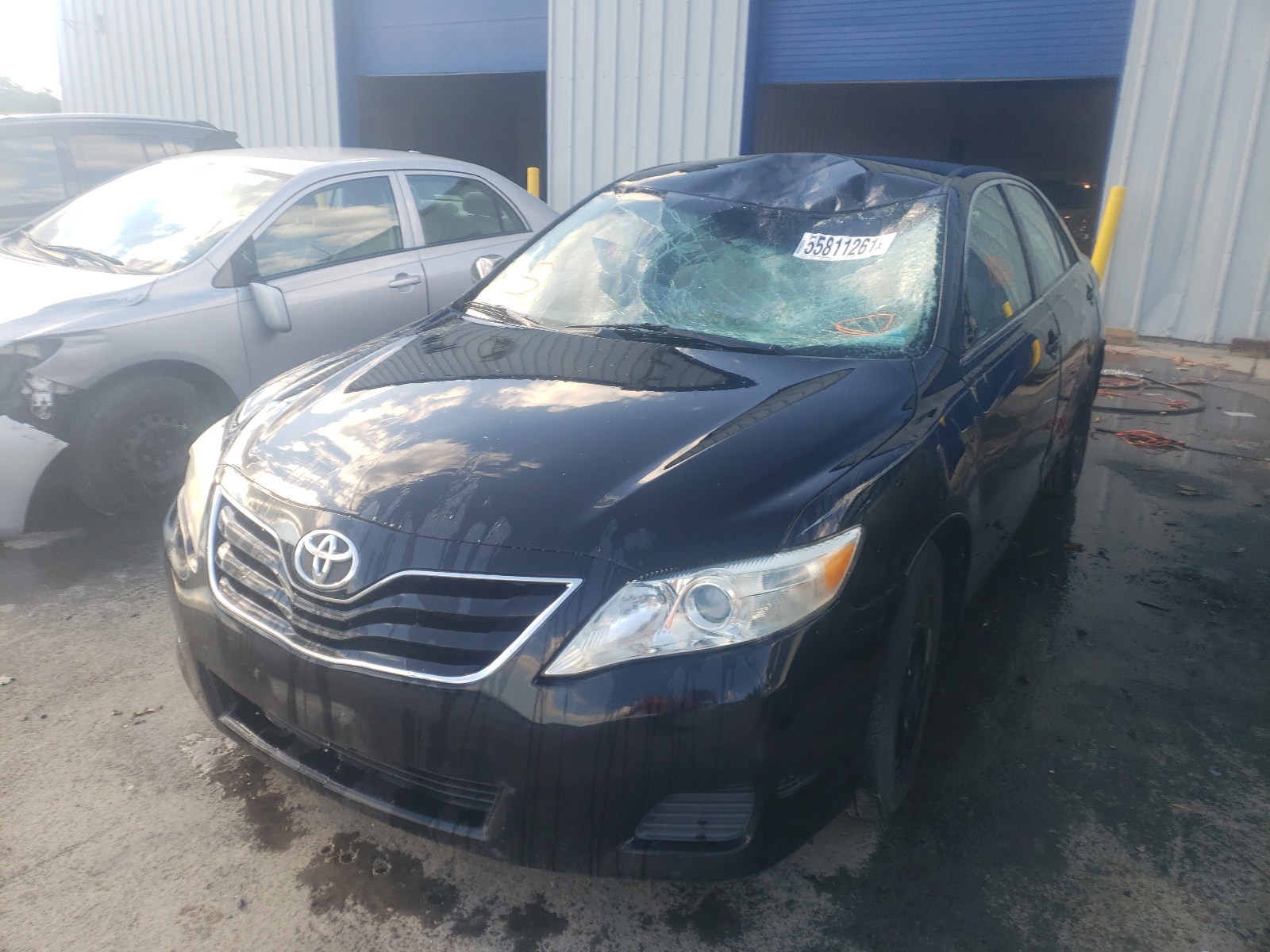 Foto 2 de la subasta – 2011 TOYOTA CAMRY BASE con VIN 4T1BF3EK1BU166571