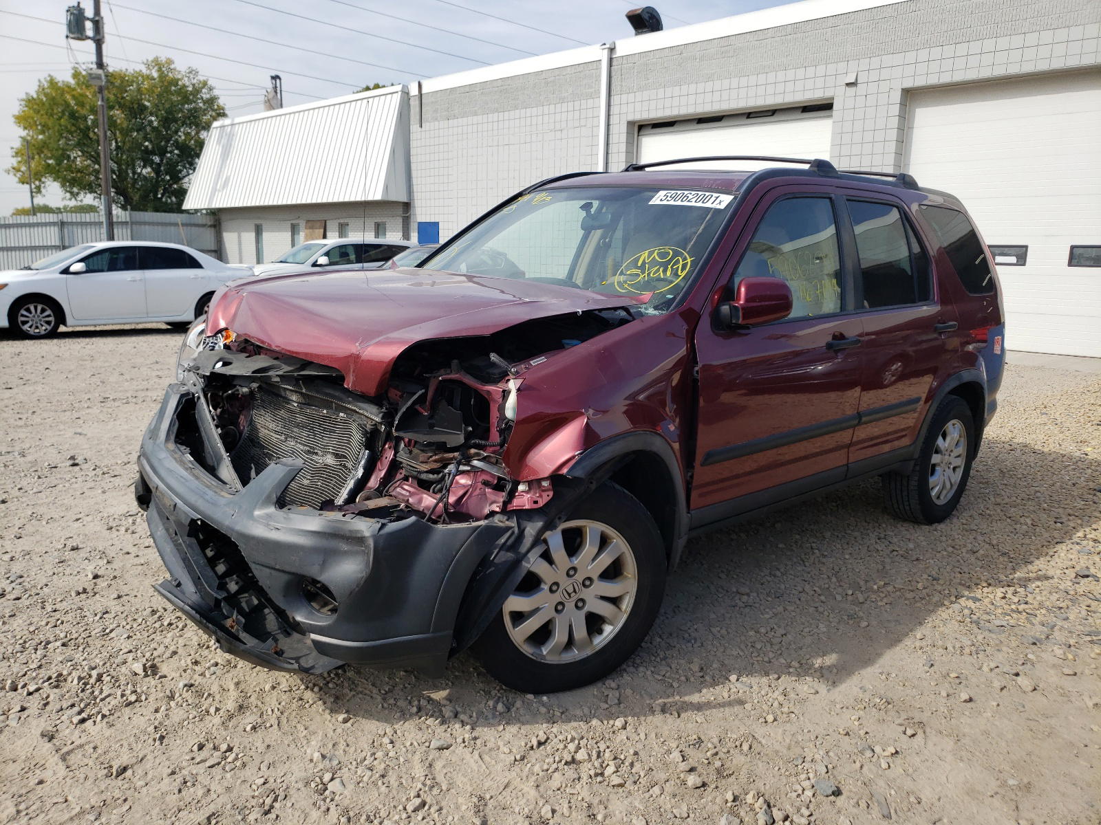 Photo 2 from auction – 2005 HONDA CR-V with VIN JHLRD78855C018775