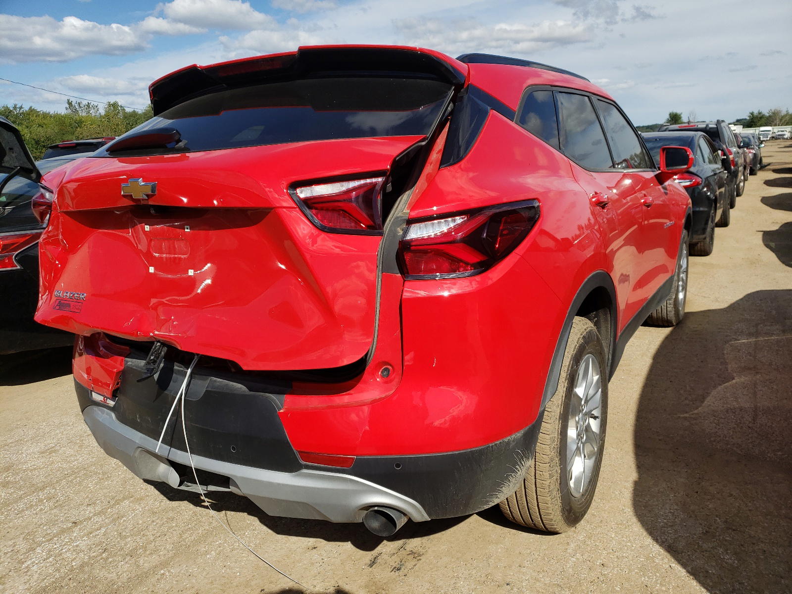 Photo 4 from auction – 2019 CHEVROLET BLAZER 2LT with VIN 3GNKBCRS2KS697196