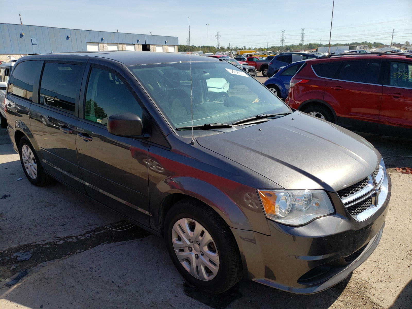 DODGE GRAND CARA 2017 with VIN 2C4RDGBG4HR550110 - Photo from auction