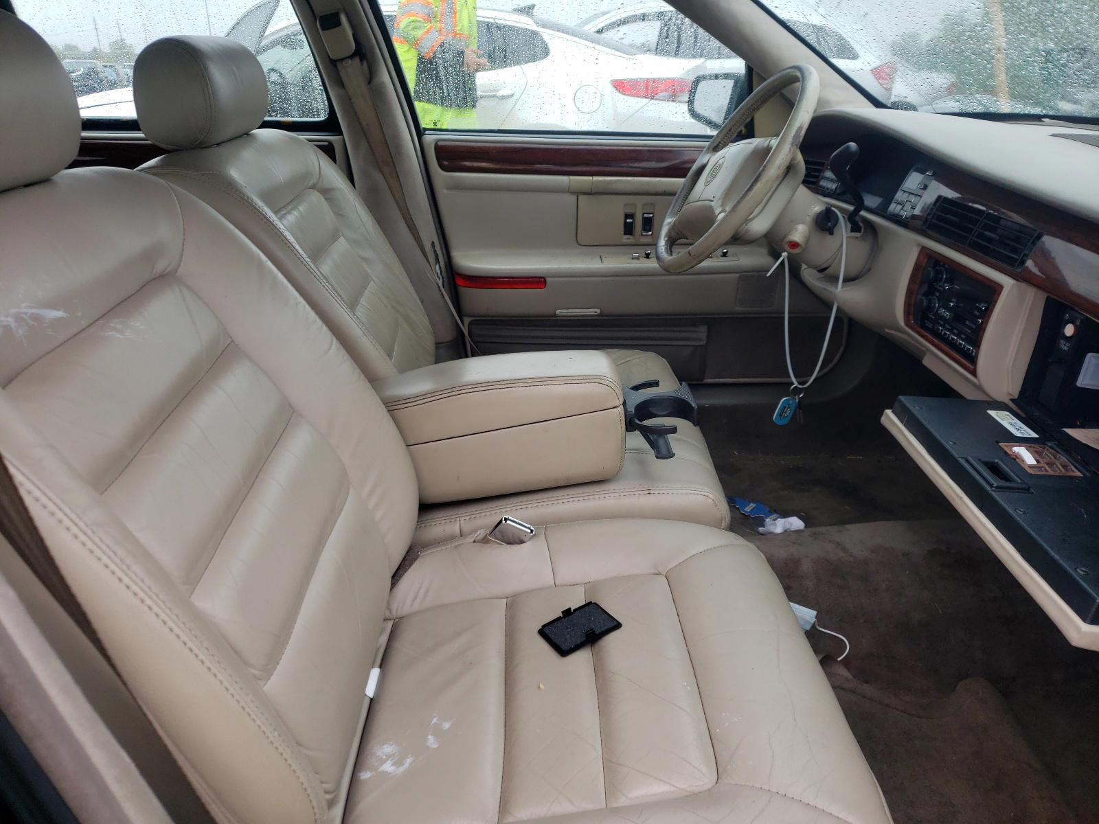 Photo 5 from auction – 1994 CADILLAC DEVILLE with VIN 1G6KD52B9RU290272
