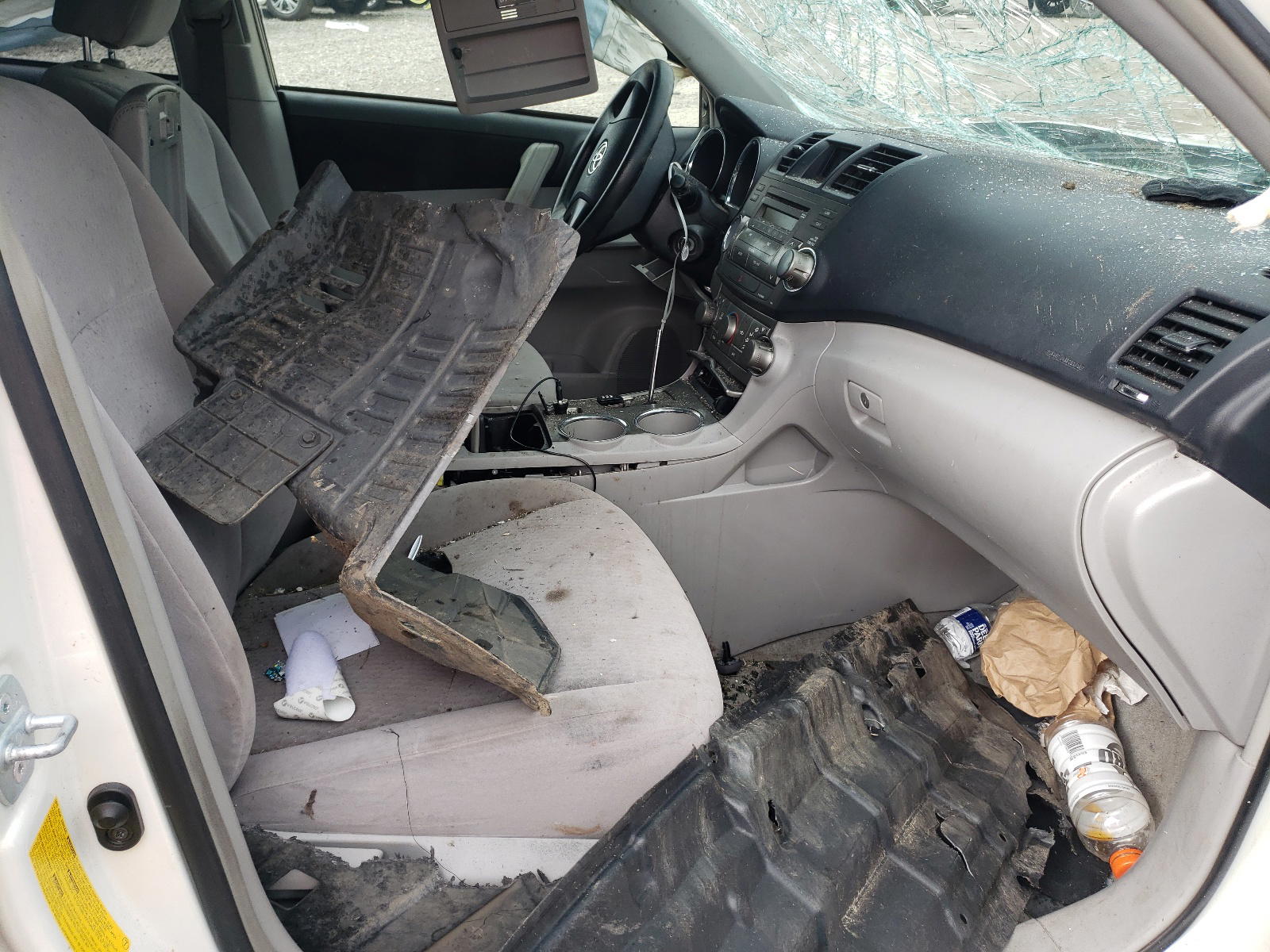 Photo 5 from auction – 2008 TOYOTA HIGHLANDER with VIN JTEDS41A782003029