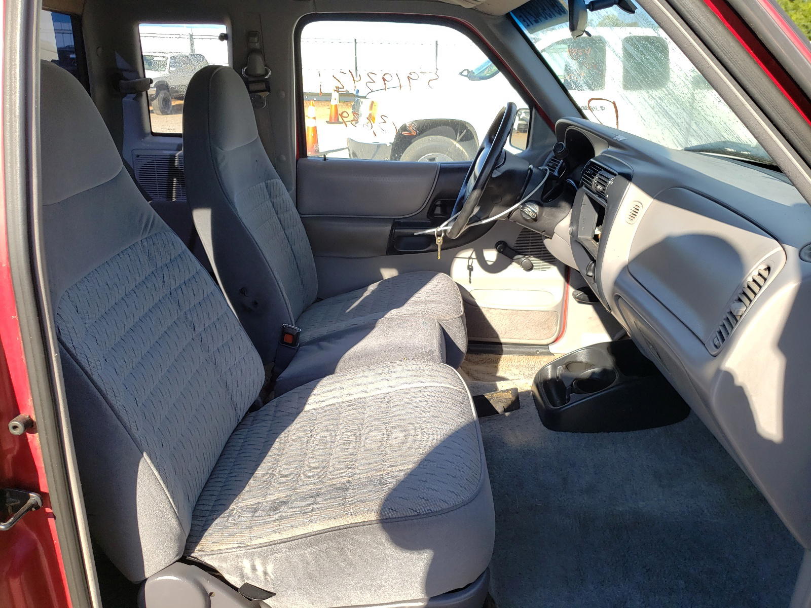Photo 5 from auction – 1995 FORD RANGER SUP with VIN 1FTCR14U7STA43984