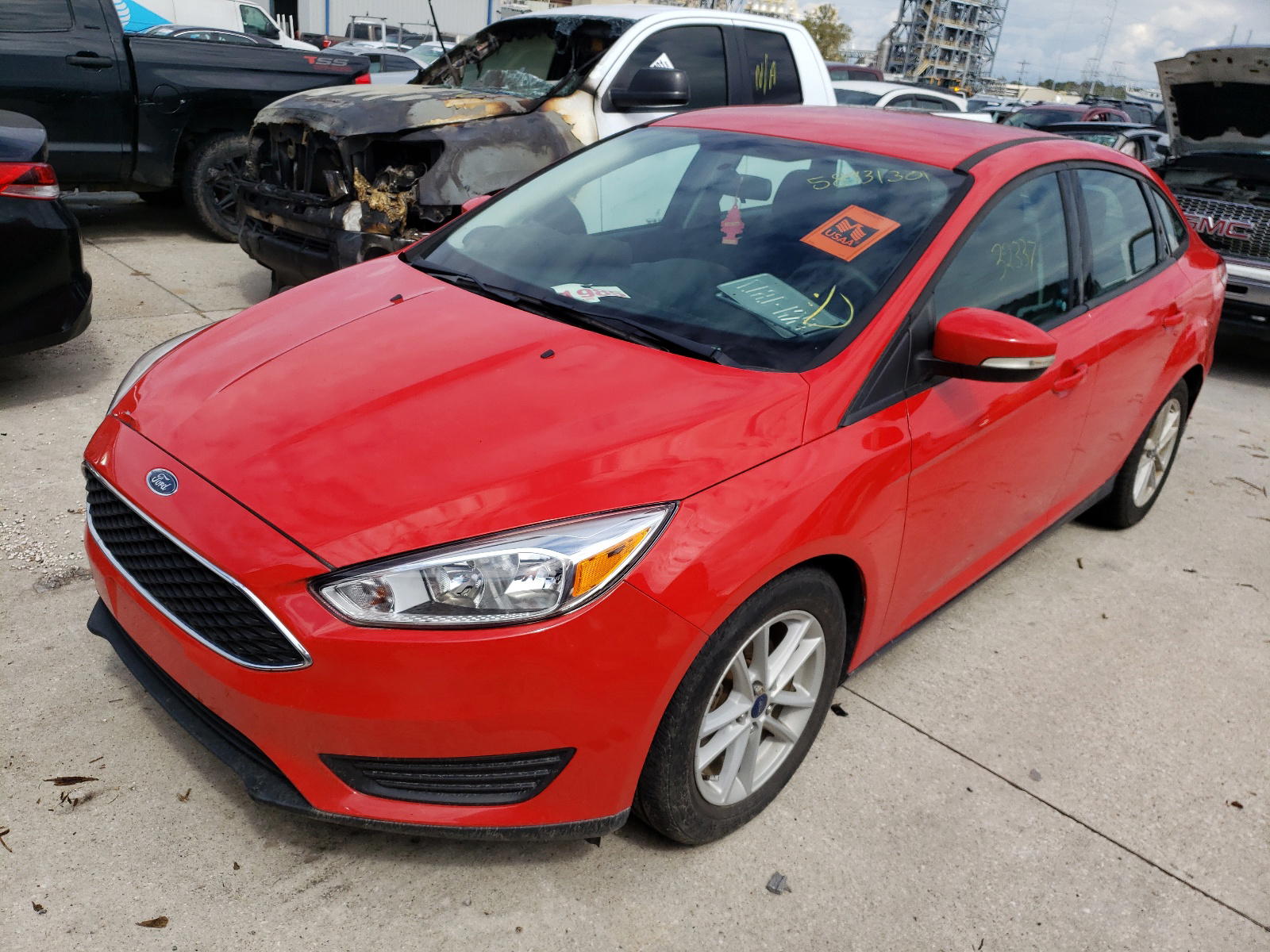 Photo 2 from auction – 2017 FORD FOCUS SE with VIN 1FADP3F26HL234344