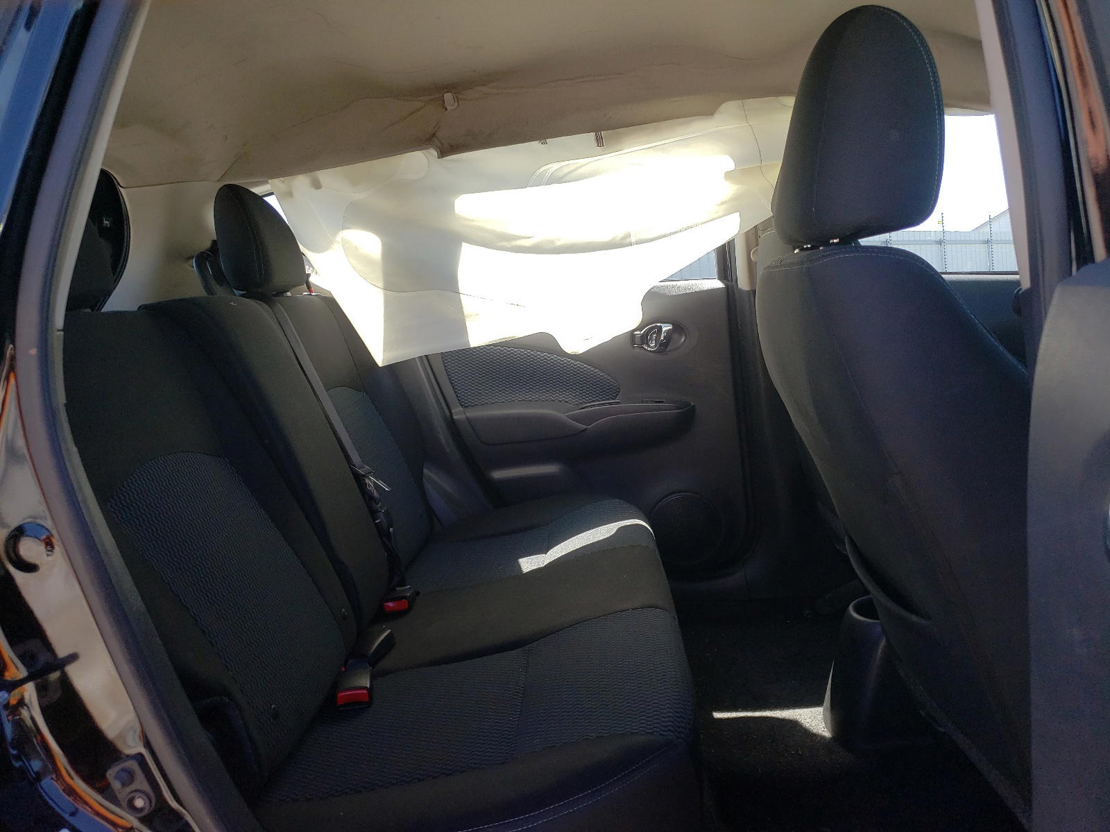Photo 6 from auction – 2018 NISSAN VERSA NOTE with VIN 3N1CE2CP6JL355569