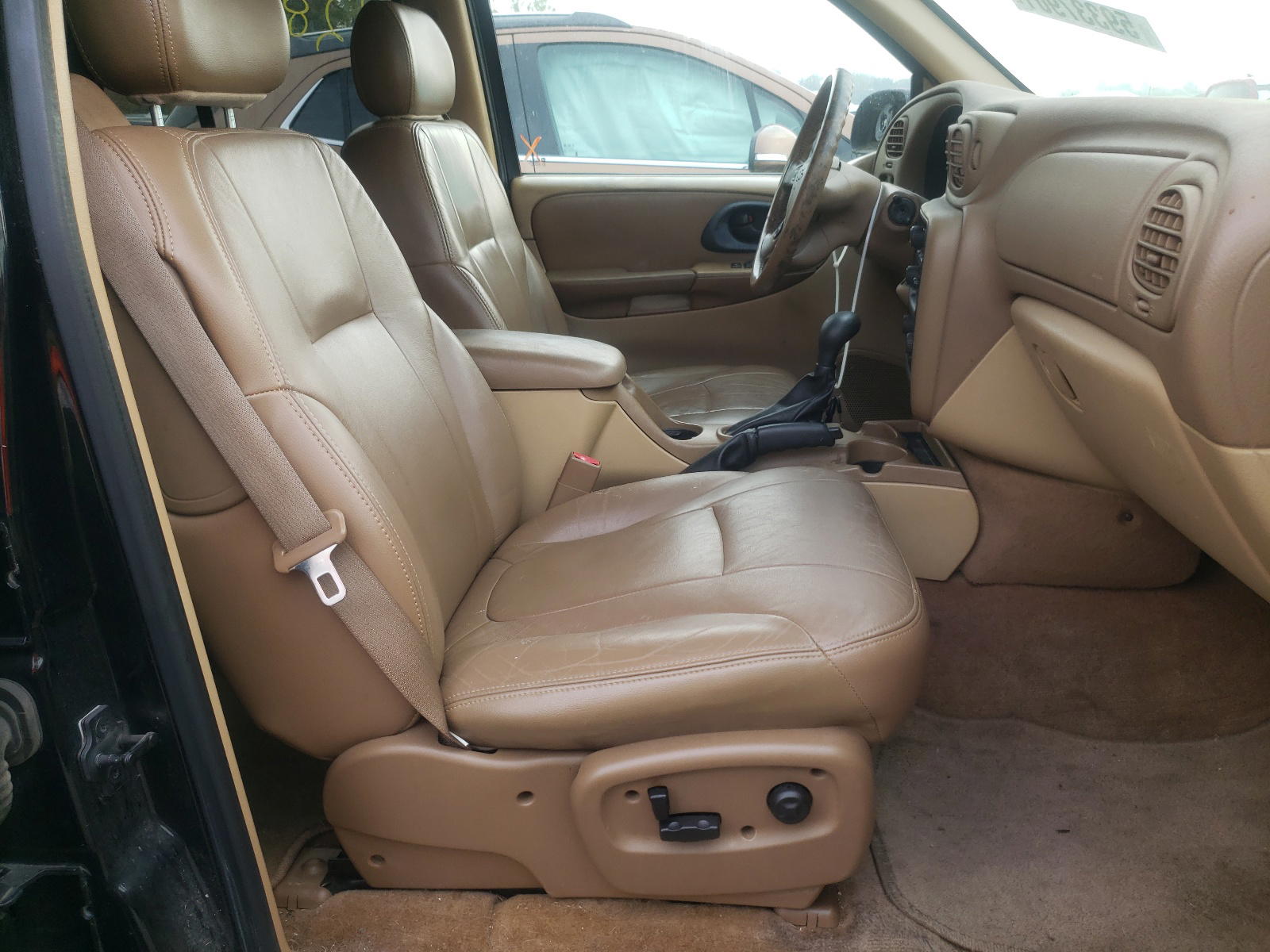 Photo 5 from auction – 2003 CHEVROLET TRAILBLAZE with VIN 1GNDT13S732292872