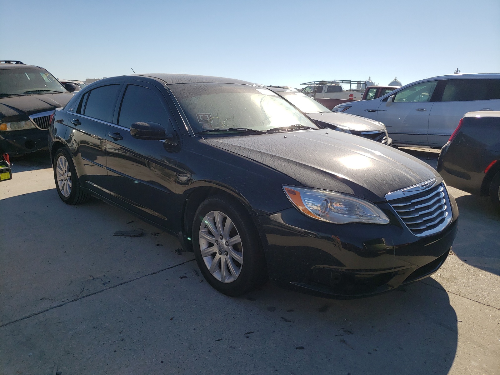 CHRYSLER 200 TOURIN 2013 with VIN 1C3CCBBBXDN732650 - Photo from auction