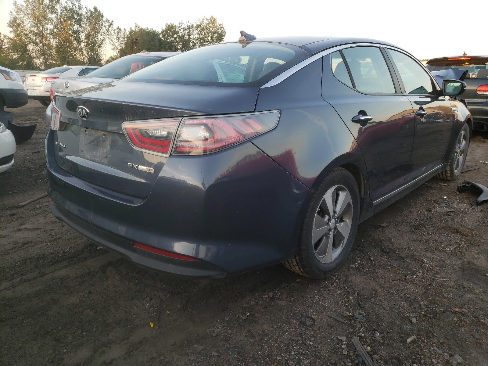 Photo 4 from auction – 2014 KIA OPTIMA HYB with VIN KNAGN4AD1E5075130