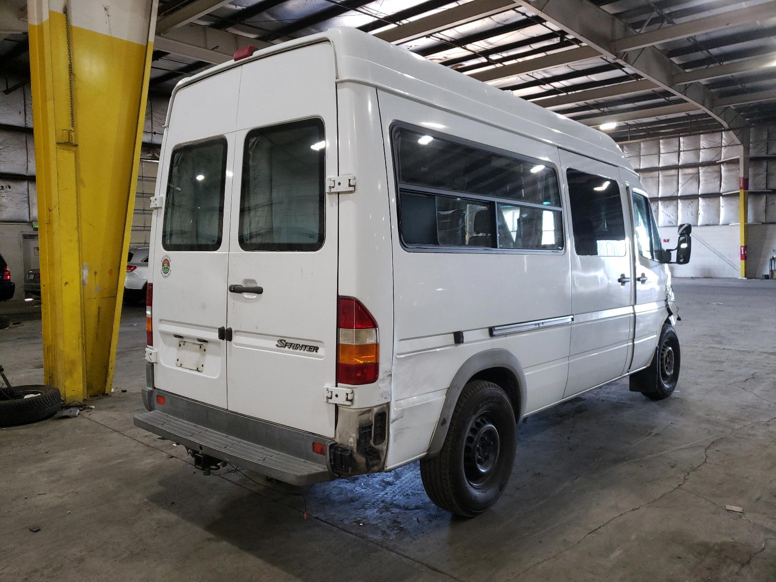 Photo 4 from auction – 2006 DODGE SPRINTER 2 with VIN WD0PD644765854330