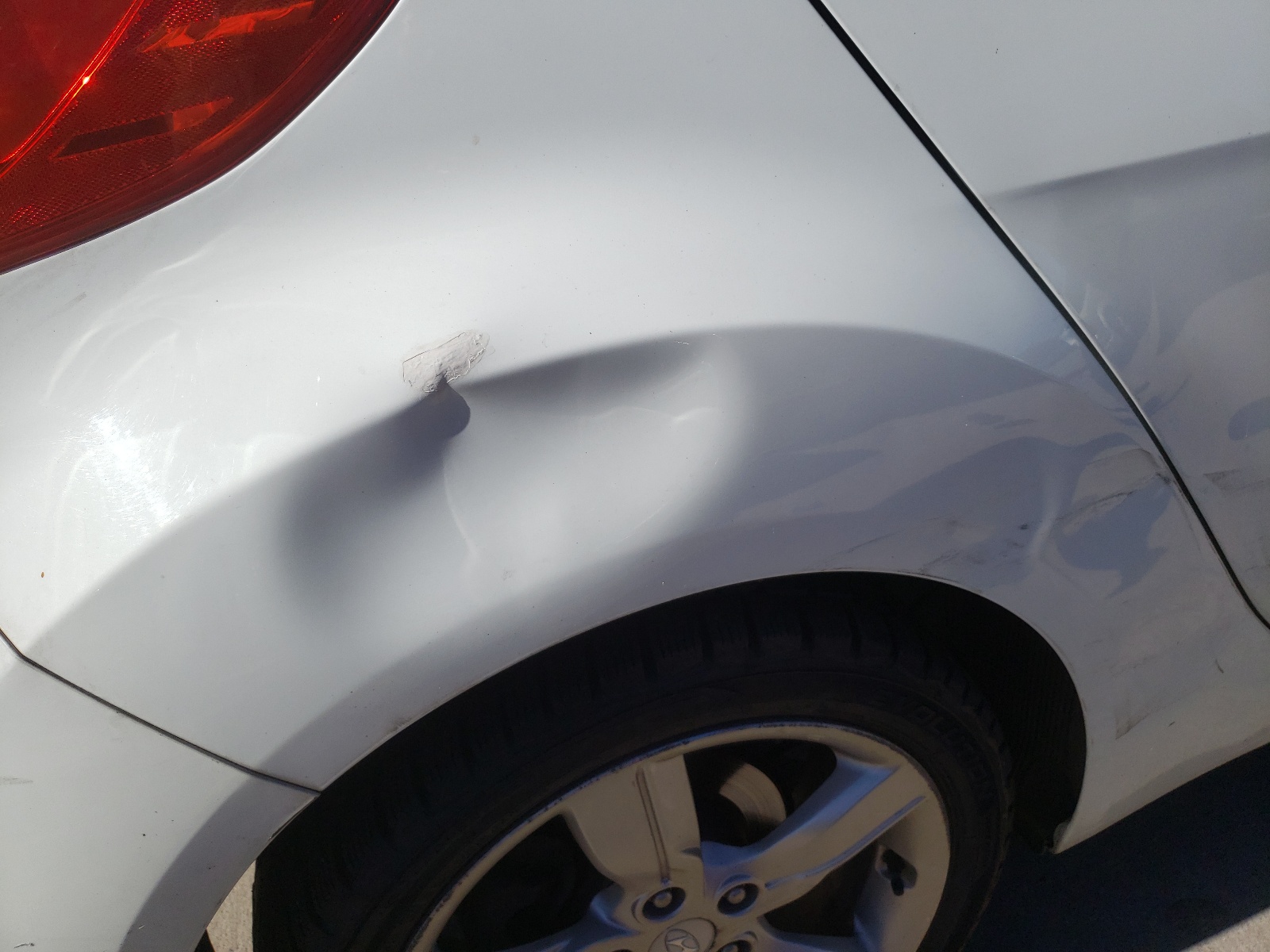 Photo 9 from auction – 2015 HYUNDAI VELOSTER with VIN KMHTC6AD0FU245113