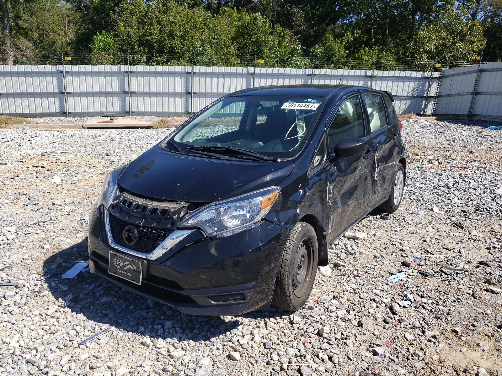 Photo 2 from auction – 2018 NISSAN VERSA NOTE with VIN 3N1CE2CP6JL355569