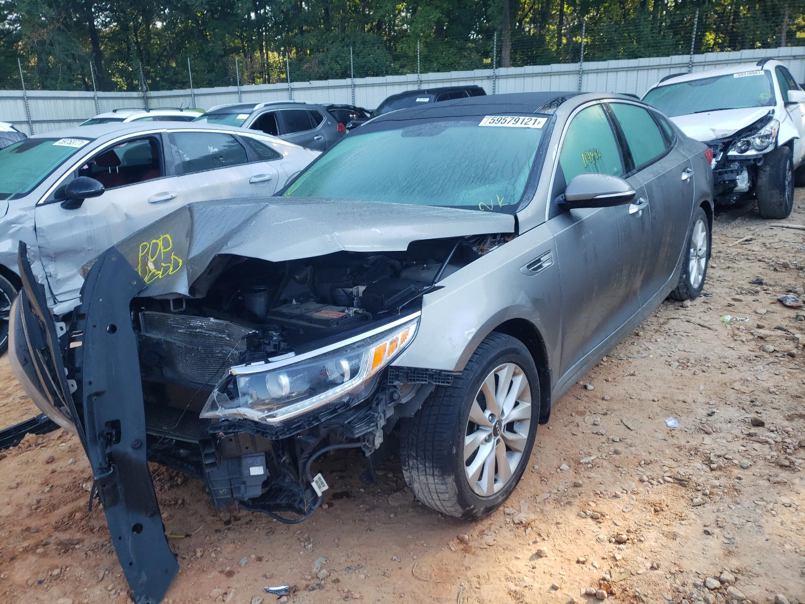 Photo 2 from auction – 2016 KIA OPTIMA EX with VIN 5XXGU4L34GG013665