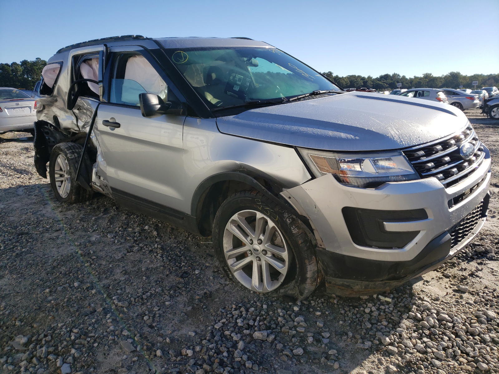 FORD EXPLORER 2017 with VIN 1FM5K7B81HGE07884 - Photo from auction