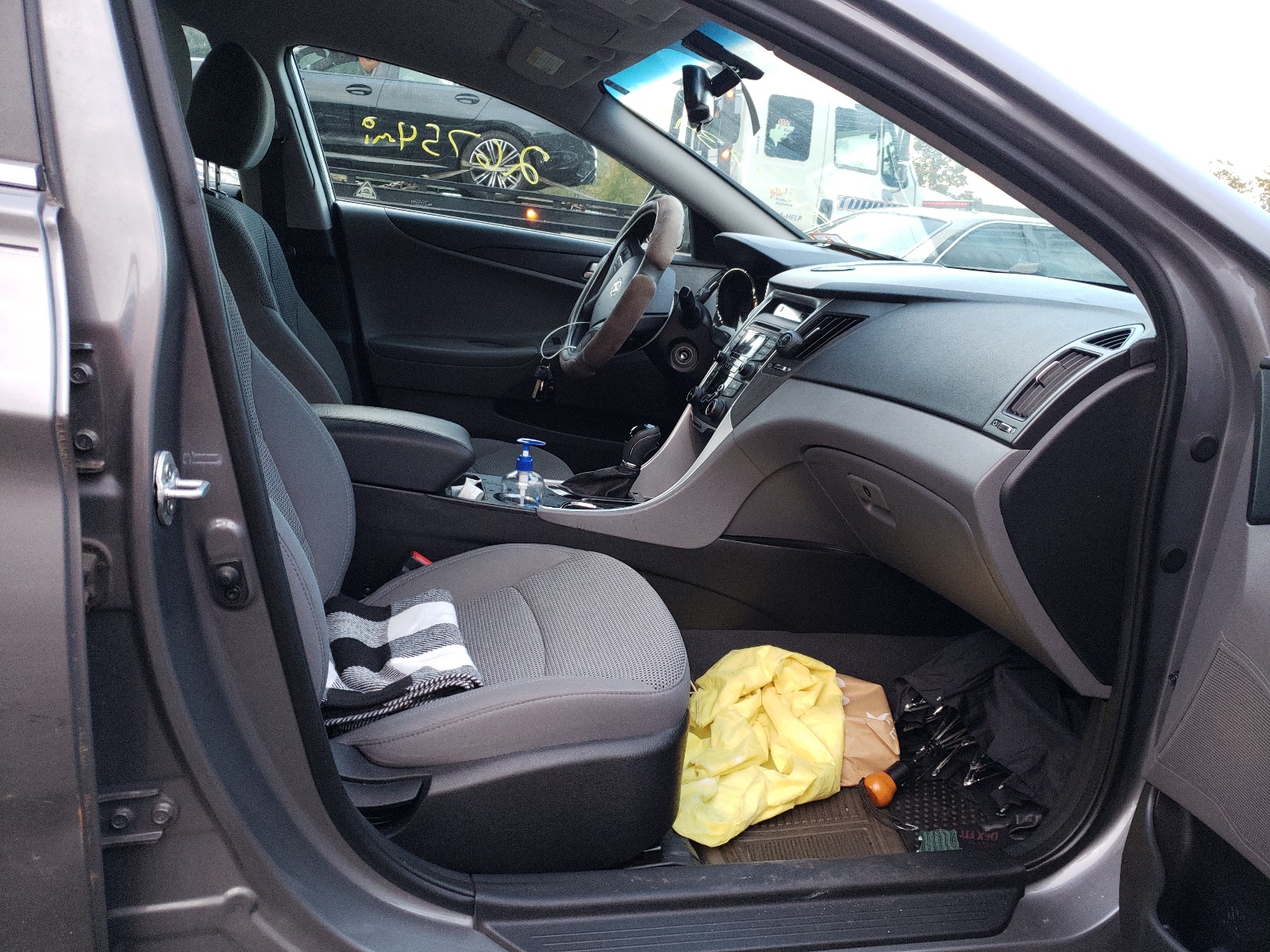 Photo 5 from auction – 2013 HYUNDAI SONATA GLS with VIN 5NPEB4ACXDH712749