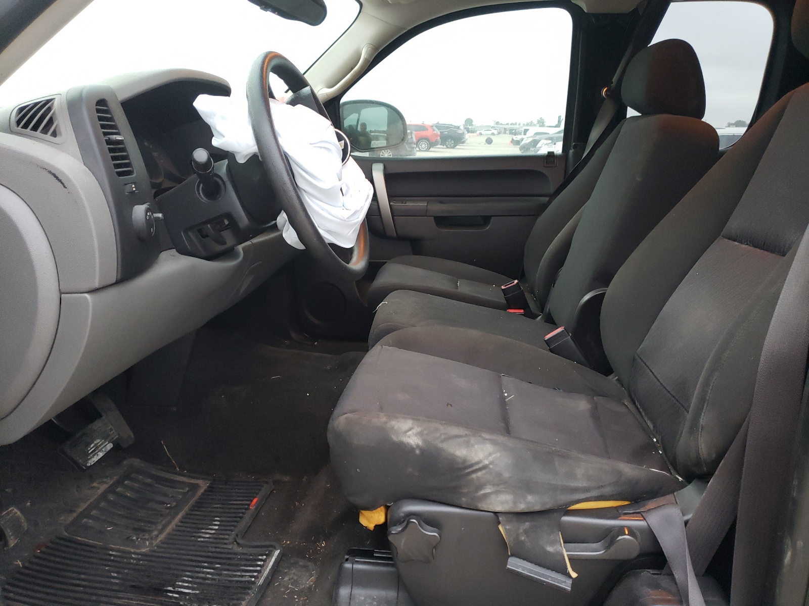 Photo 5 from auction – 2012 CHEVROLET SILVERADO with VIN 1GCRCREAXCZ215941