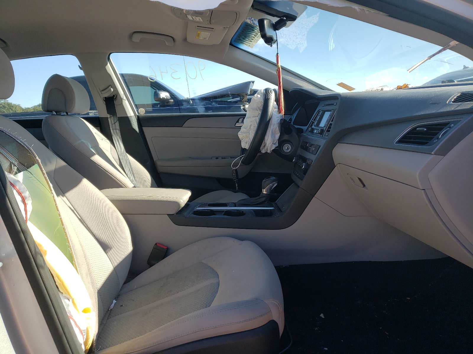 Photo 5 from auction – 2015 HYUNDAI SONATA SE with VIN 5NPE24AF4FH161344