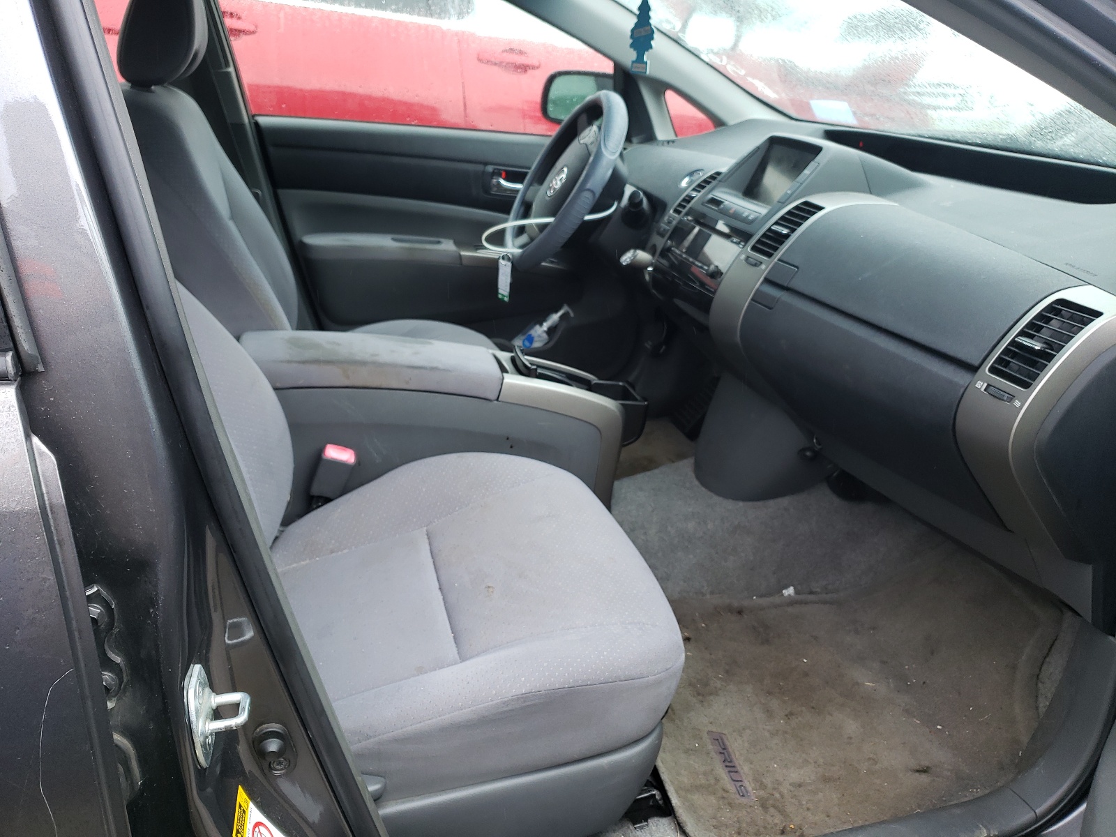 Photo 5 from auction – 2008 TOYOTA PRIUS with VIN JTDKB20U283343811