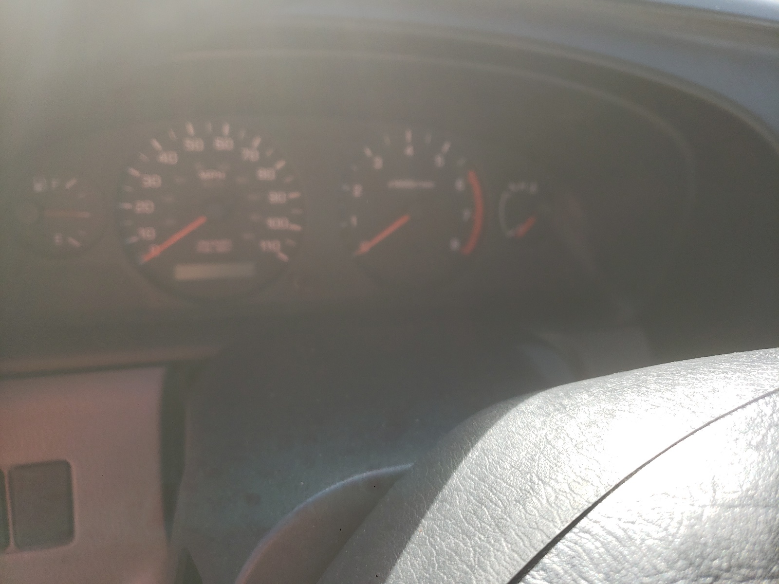 Photo 8 from auction – 2000 NISSAN FRONTIER K with VIN 1N6DD26S9YC435794