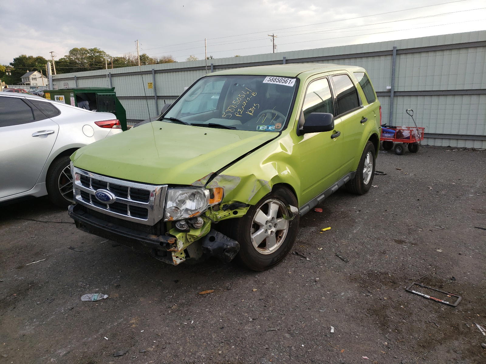 Photo 2 from auction – 2011 FORD ESCAPE XLS with VIN 1FMCU0C71BKC06084