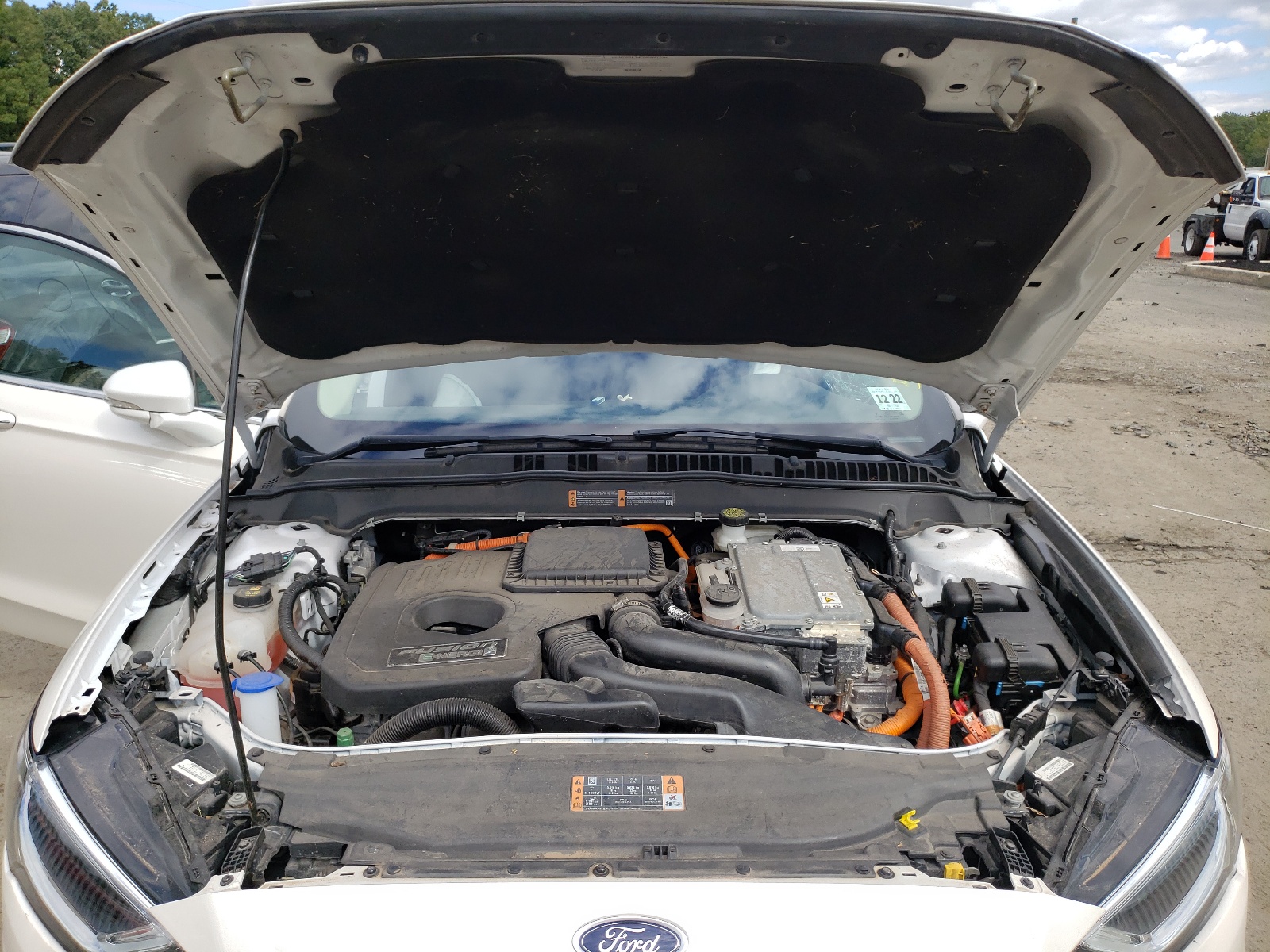 Photo 7 from auction – 2017 FORD FUSION SE with VIN 3FA6P0PU4HR352806