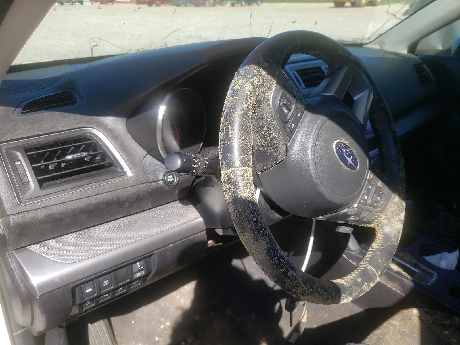 Photo 8 from auction – 2016 SUBARU LEGACY 2.5 with VIN 4S3BNAF61G3064147
