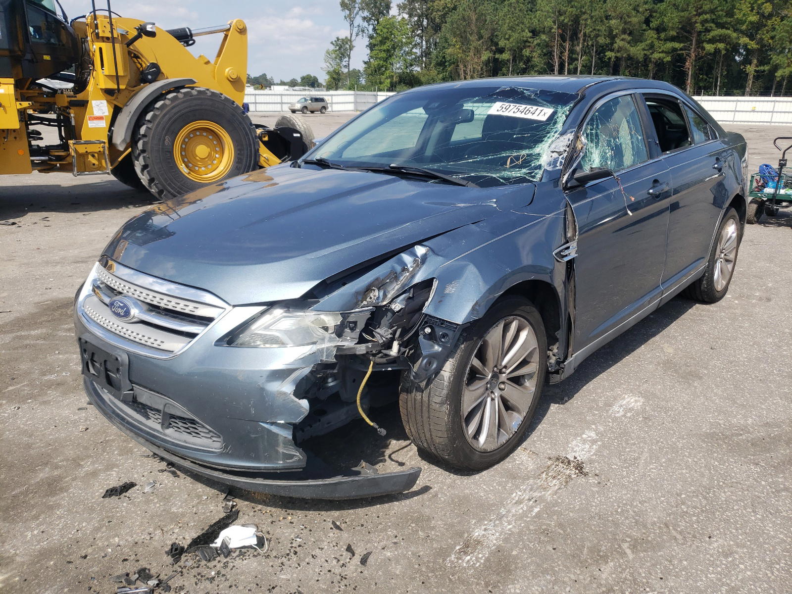 Photo 2 from auction – 2010 FORD TAURUS LIM with VIN 1FAHP2FW7AG161546